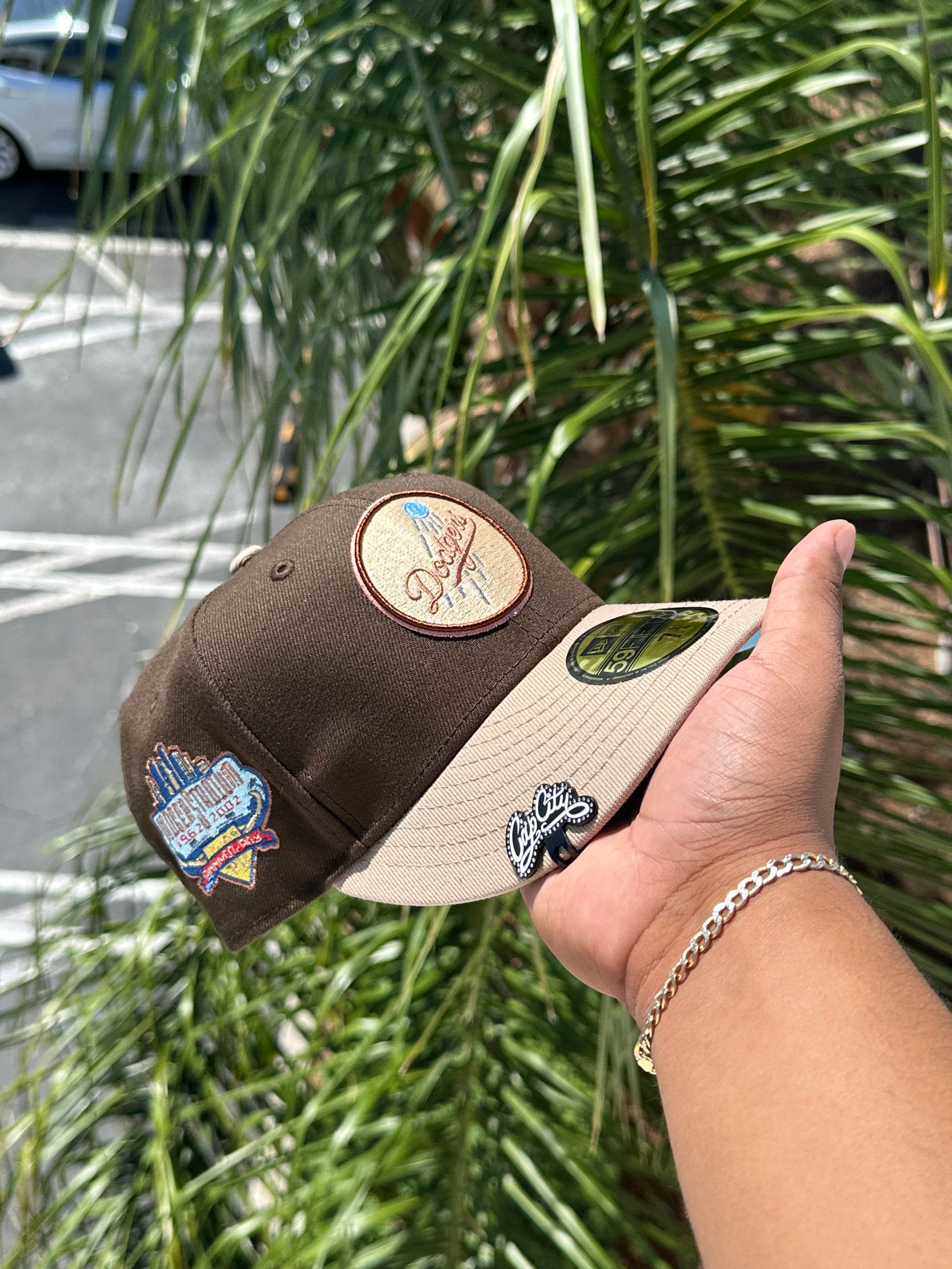 NEW ERA EXCLUSIVE 59FIFTY MOCHA/CREAM LOS ANGELES DODGERS W/ 40TH ANNIVERSARY PATCH