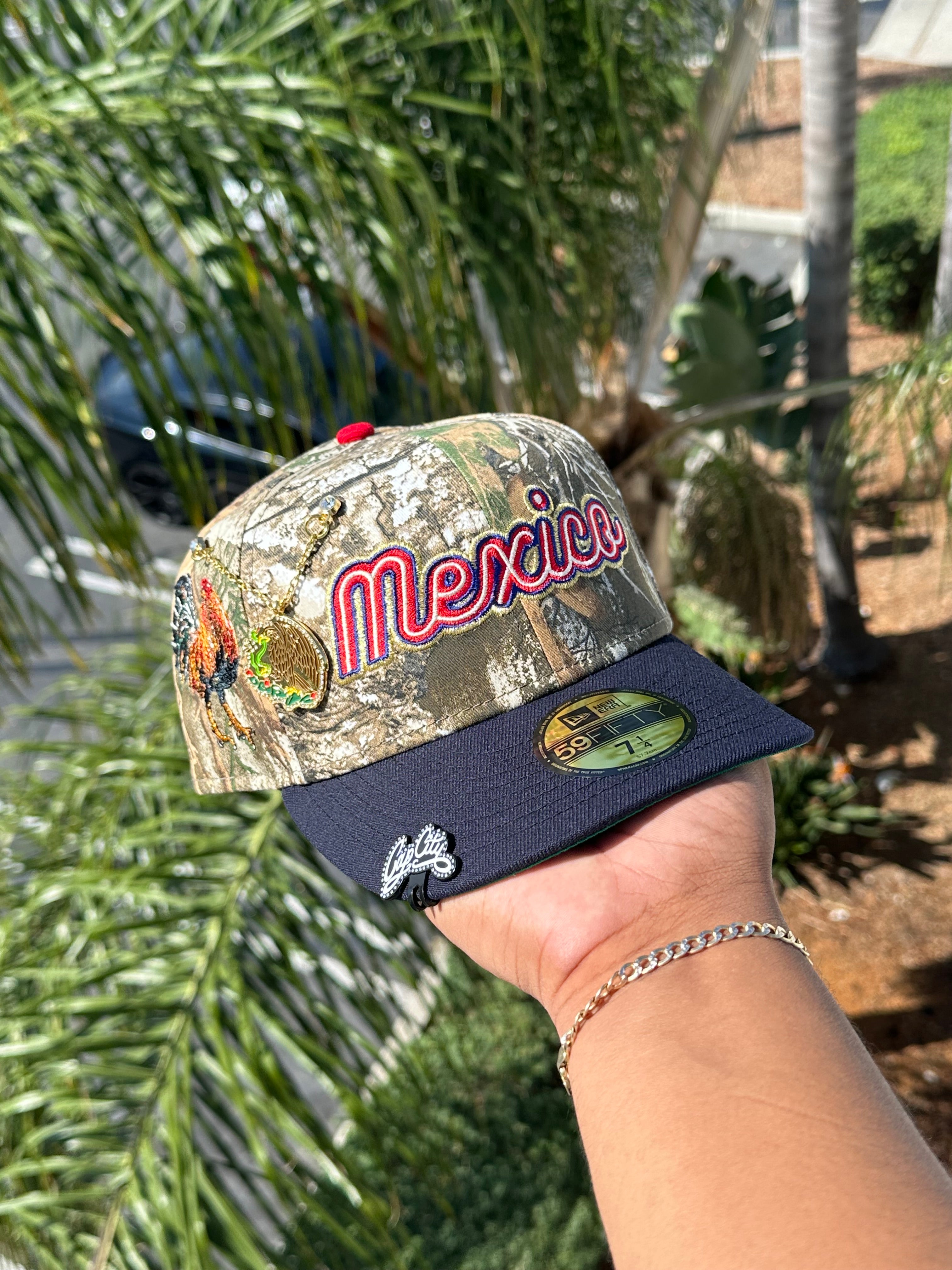 NEW ERA EXCLUSIVE 59FIFTY REALTREE/NAVY MEXICO SCRIPT W/ "EL GALLO" SIDE PATCH