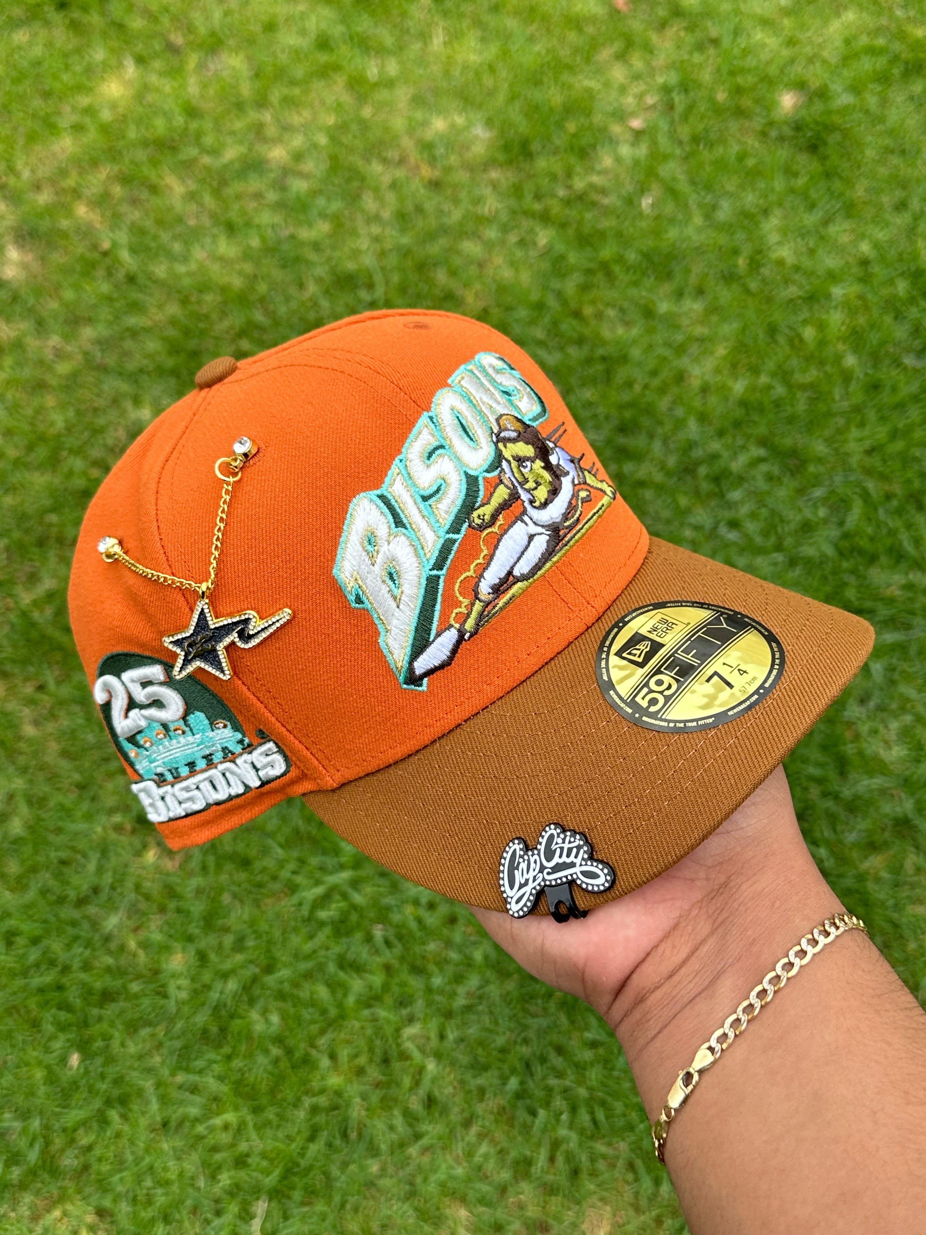 NEW ERA EXCLUSIVE 59FIFTY ORANGE/KHAKI BUFFALO BISONS W/ 25TH ANNIVERSARY PATCH