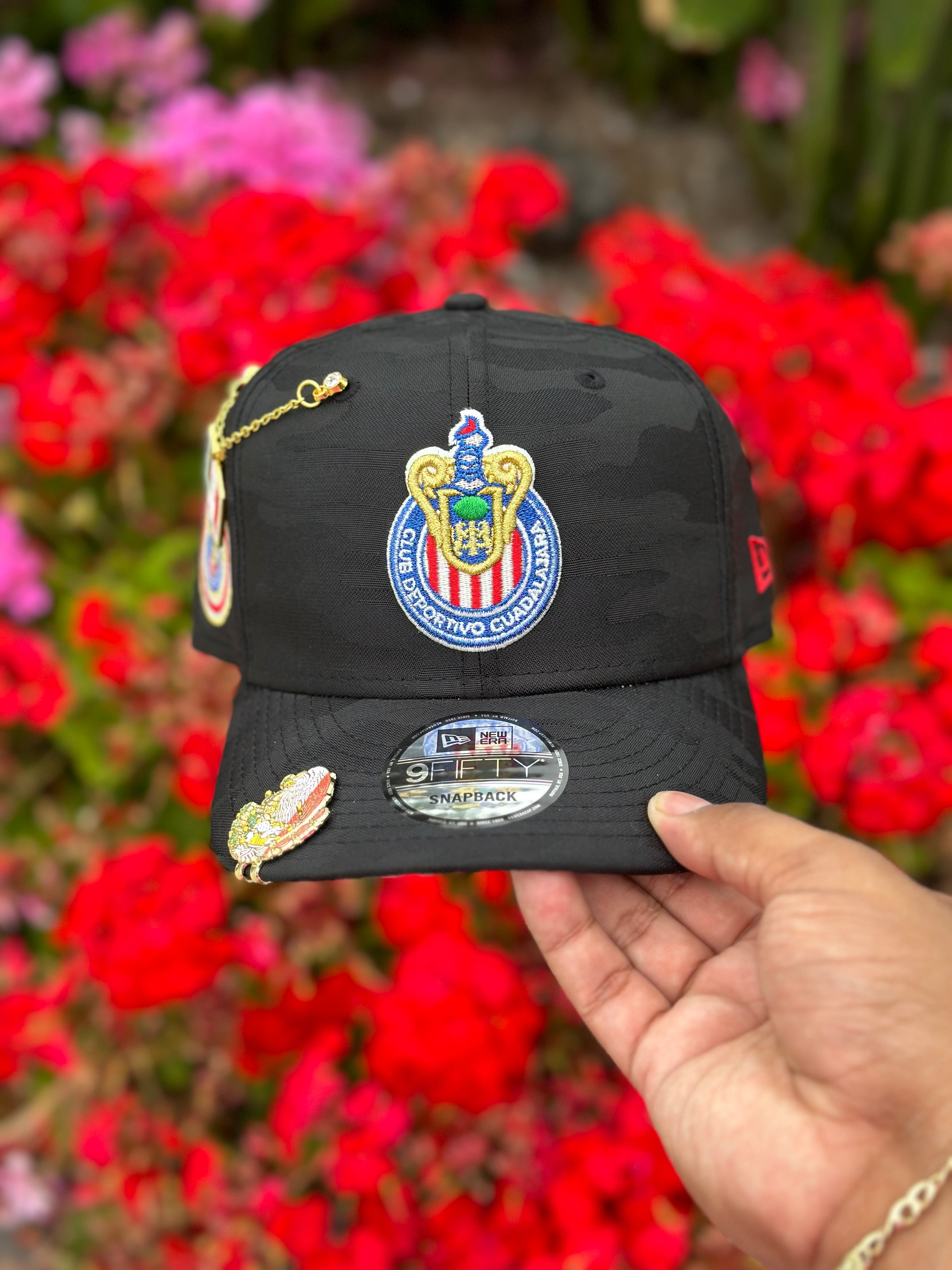 NEW ERA EXCLUSIVE 9FIFTY BLACK CAMO CHIVAS DE GUADALAJARA SNAPBACK W/ 115TH ANNIVERSARY SIDE PATCH