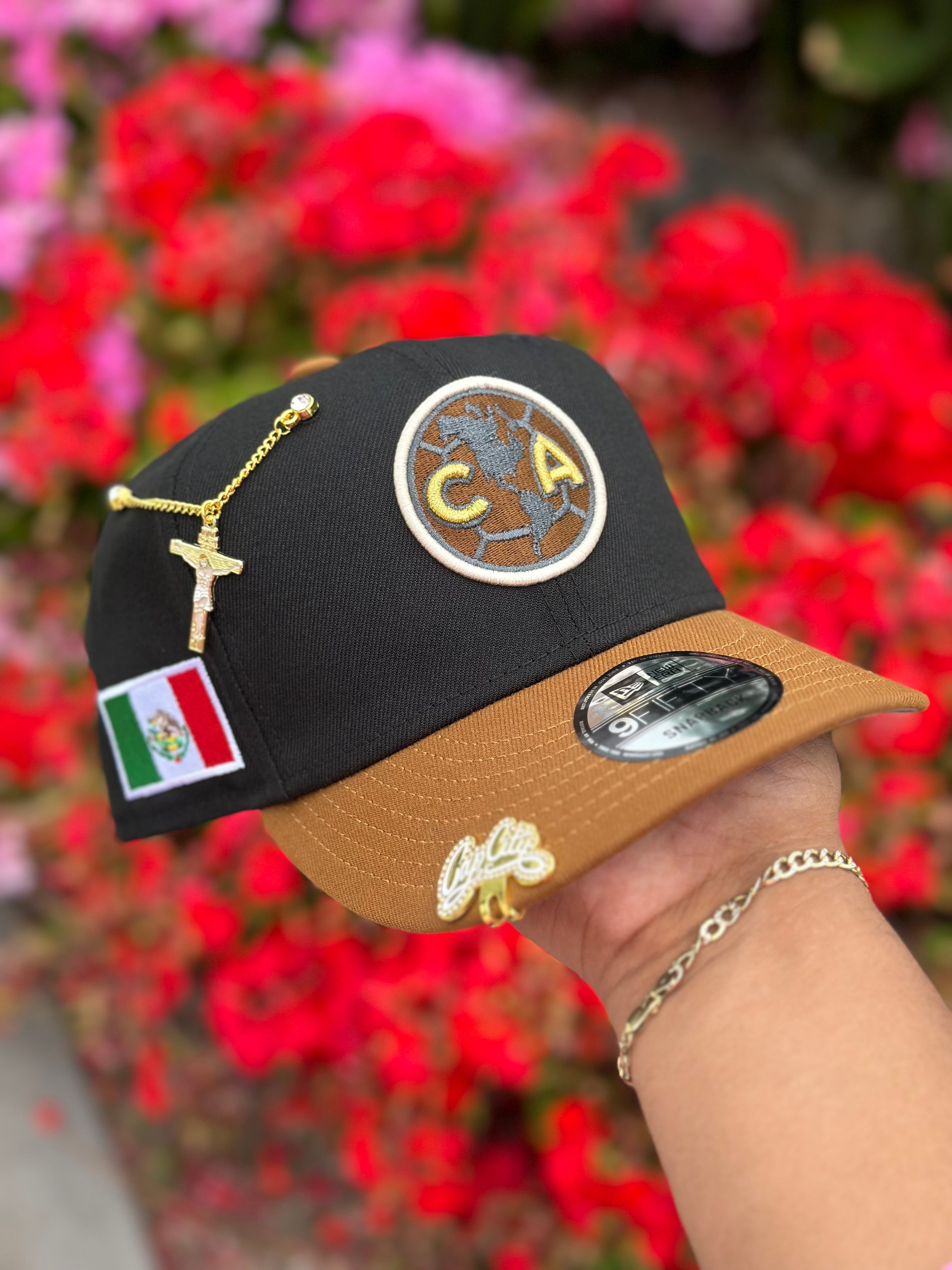 NEW ERA EXCLUSIVE 9FIFTY BLACK/WALNUT "CLUB AMERICA" SNAPBACK W/MEXICO FLAG SIDEPATCH