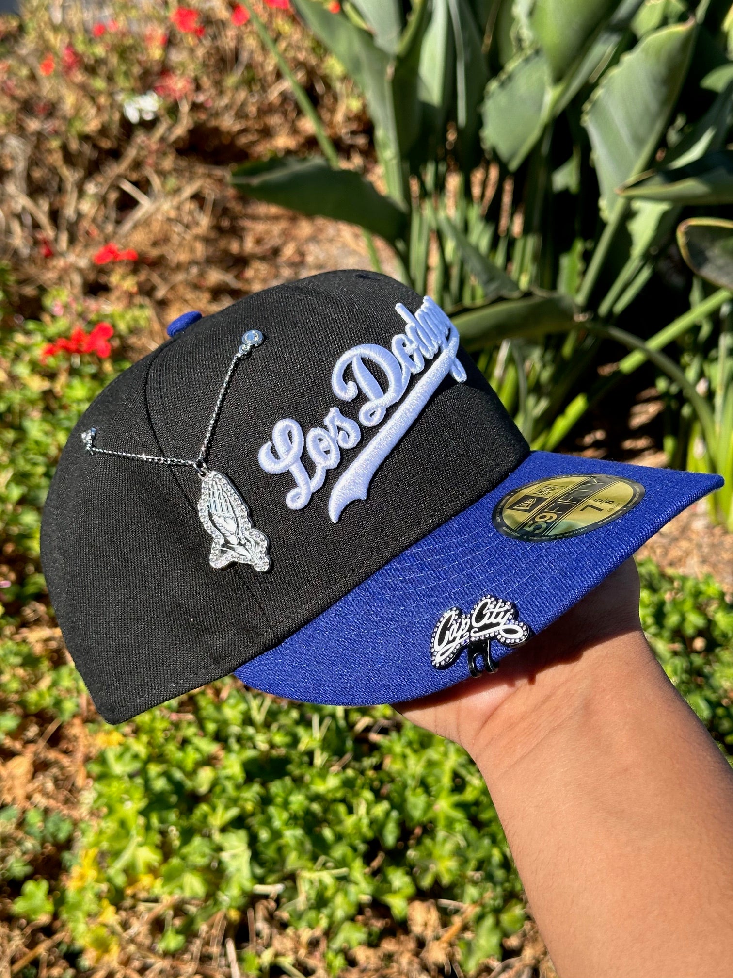 EXCLUSIVO DE NEW ERA 59FIFTY NEGRO SATINADO/BURDEOS AL REVÉS LOS DODGERS DE LOS ÁNGELES CON PARCHE DEL 40 ANIVERSARIO