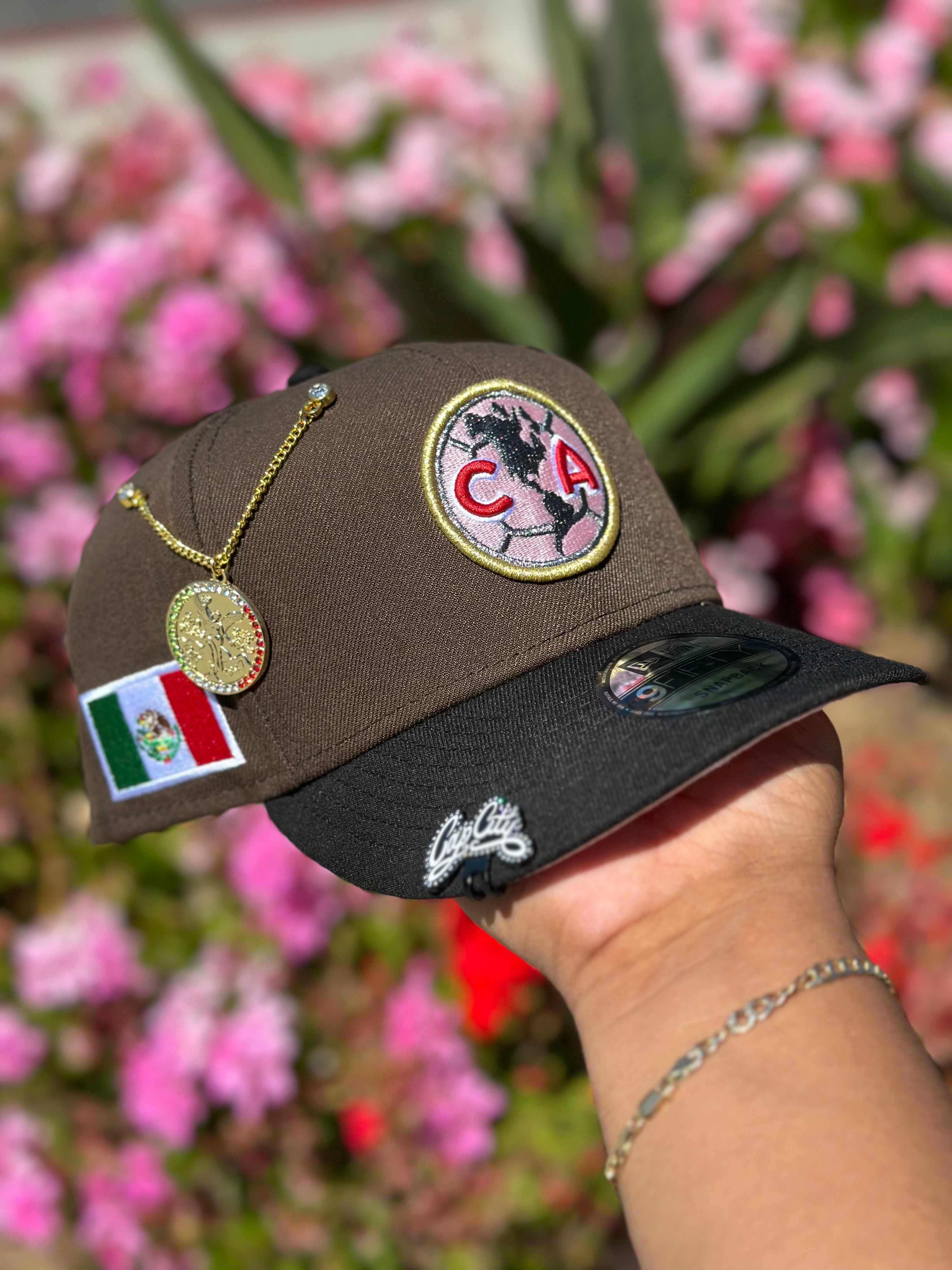 NEW ERA EXCLUSIVE 9FIFTY MOCHA/BLACK "CLUB AMERICA" SNAPBACK W/MEXICO FLAG SIDE PATCH
