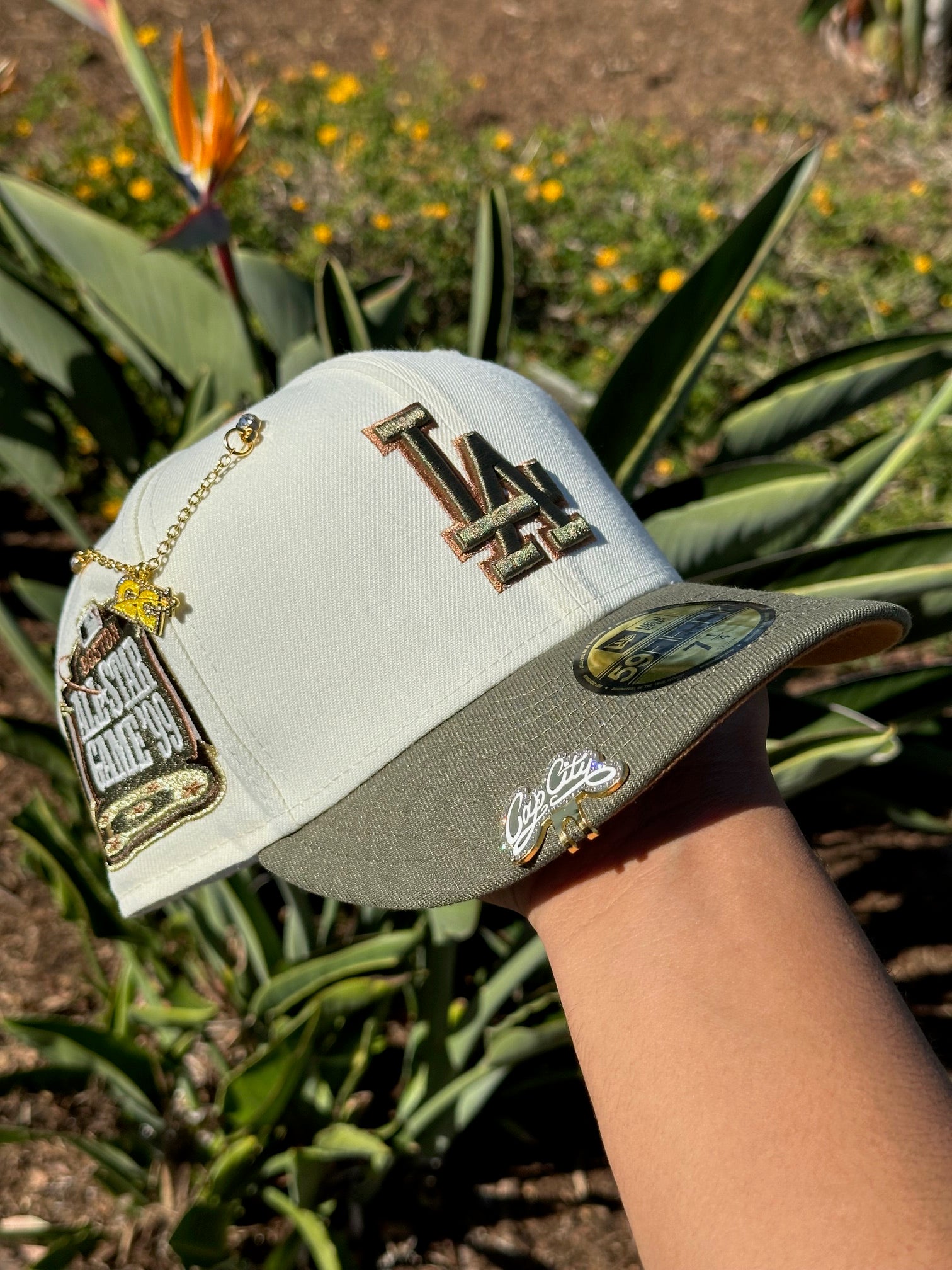EXCLUSIVO DE NEW ERA 59FIFTY CROMADO BLANCO/ORO LOS ANGELES DODGERS CON PARCHE DEL JUEGO ALL STAR 2000