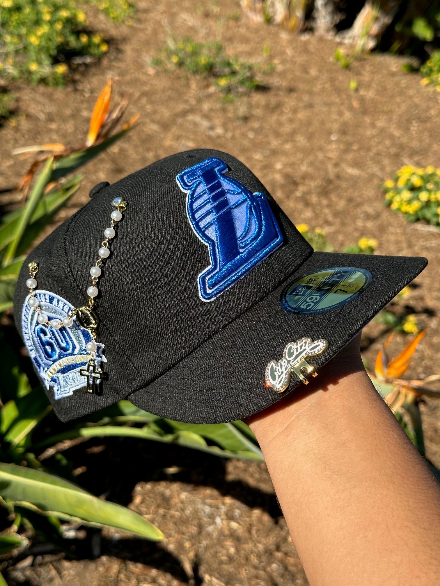 NEW ERA EXCLUSIVE 59FIFTY BLACK LOS ANGELES LAKERS W/ 60TH ANNIVERSARY SIDE PATCH