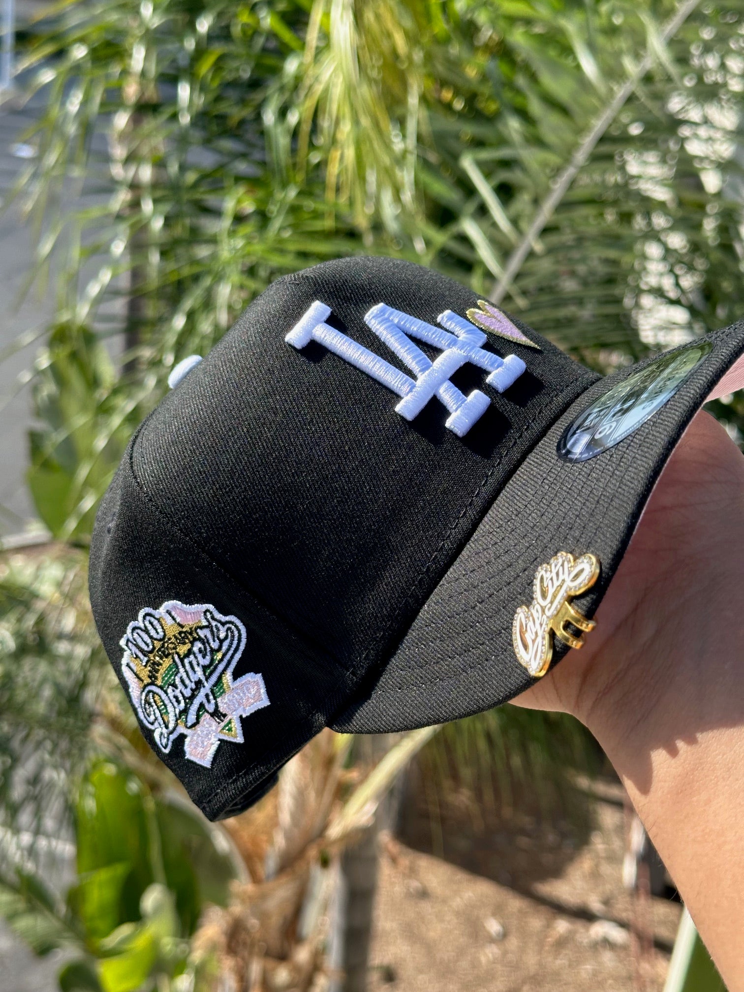 NEW ERA EXCLUSIVE 9FIFTY A-FRAME BLACK LOS ANGELES DODGERS W/ PINK HEART + 100TH ANNIVERSARY SIDE PATCH