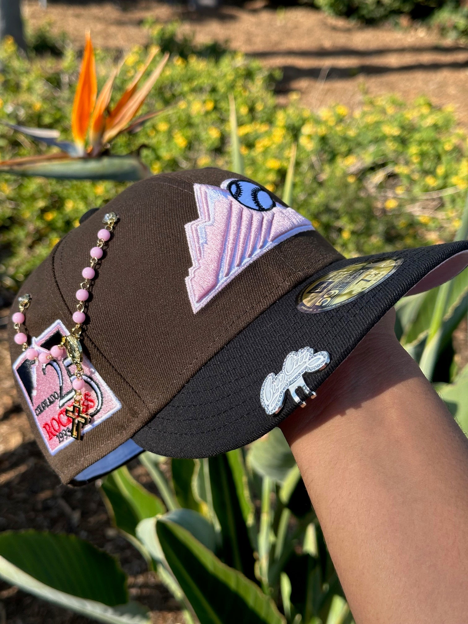 NEW ERA EXCLUSIVE 59FIFTY MOCHA/BLACK COLORADO ROCKIES W/ 25TH ANNIVERSARY SIDE PATCH
