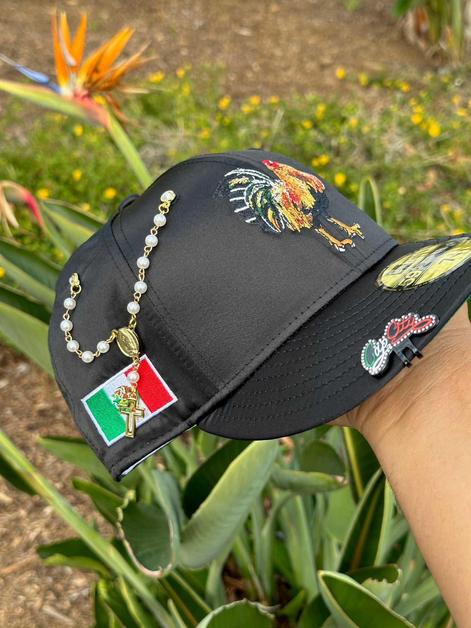 NEW ERA EXCLUSIVE 59FIFTY BLACK SATIN MEXICO "EL GALLO" W/ MEXICO FLAG SIDE PATCH