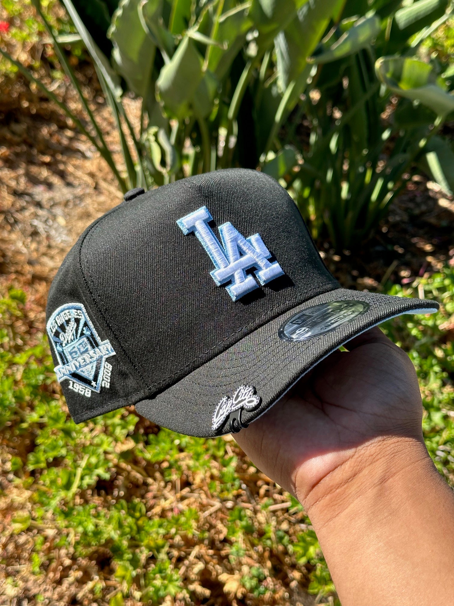 NEW ERA EXCLUSIVE 9FIFTY A-FRAME BLACK LOS ANGELES DODGERS W/ 50TH ANNIVERSARY SIDE PATCH