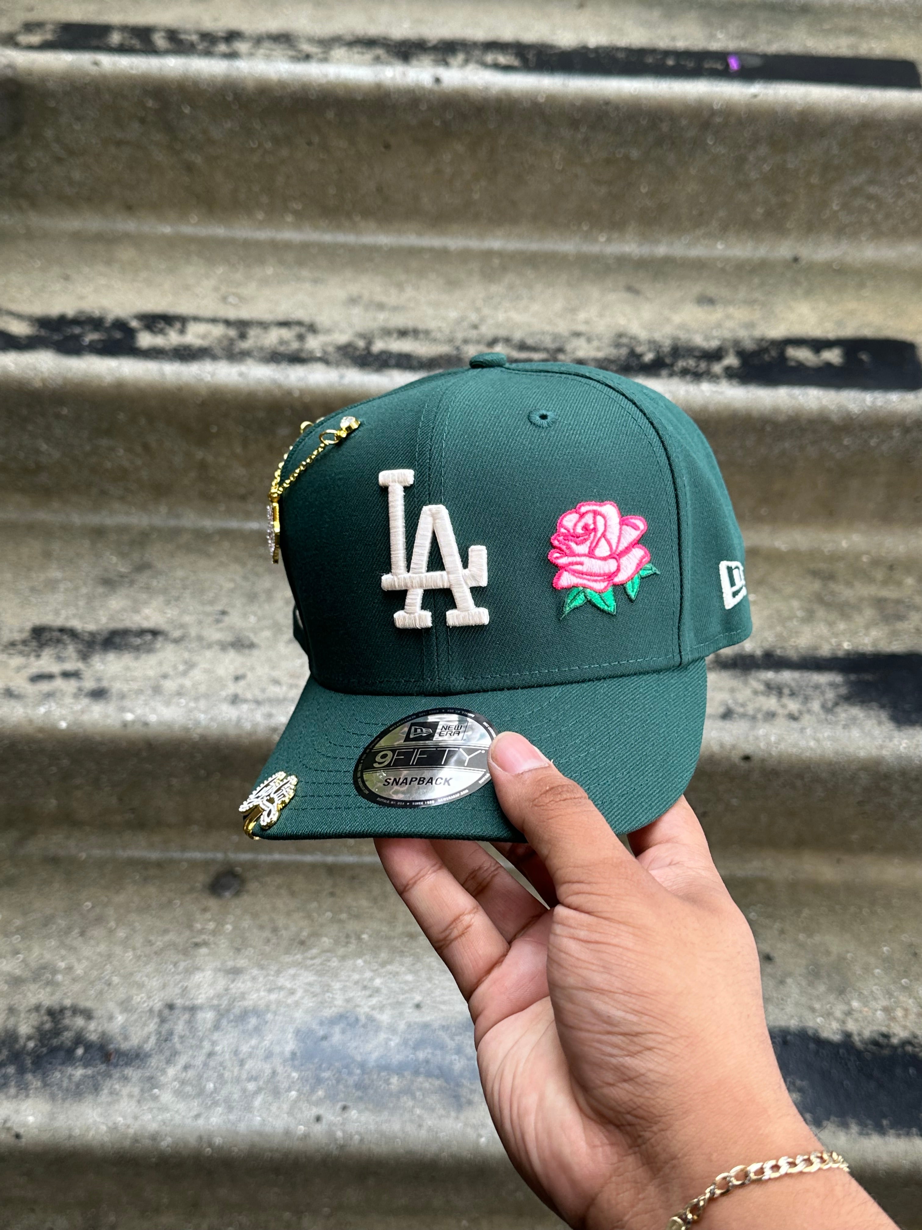 NEW ERA EXCLUSIVE 9FIFTY FOREST GREEN LOS ANGELES DODGERS SNAPBACK W/ ROSE W/ 2020 WORLD SERIES CHAMPIONS SIDE PATCH