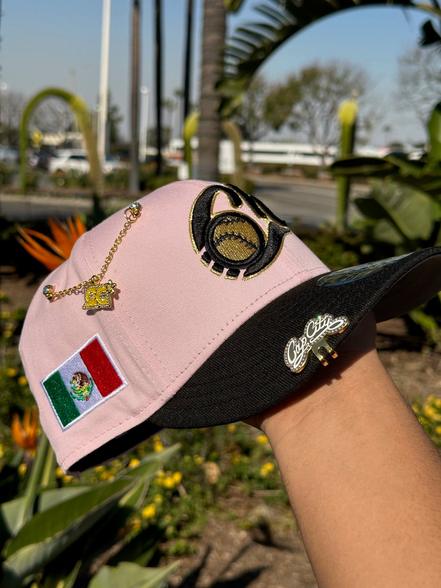 NEW ERA EXCLUSIVE 59FIFTY PINK/BLACK CHARROS DE JALISCO W/ MEXICO FLAG SIDE PATCH