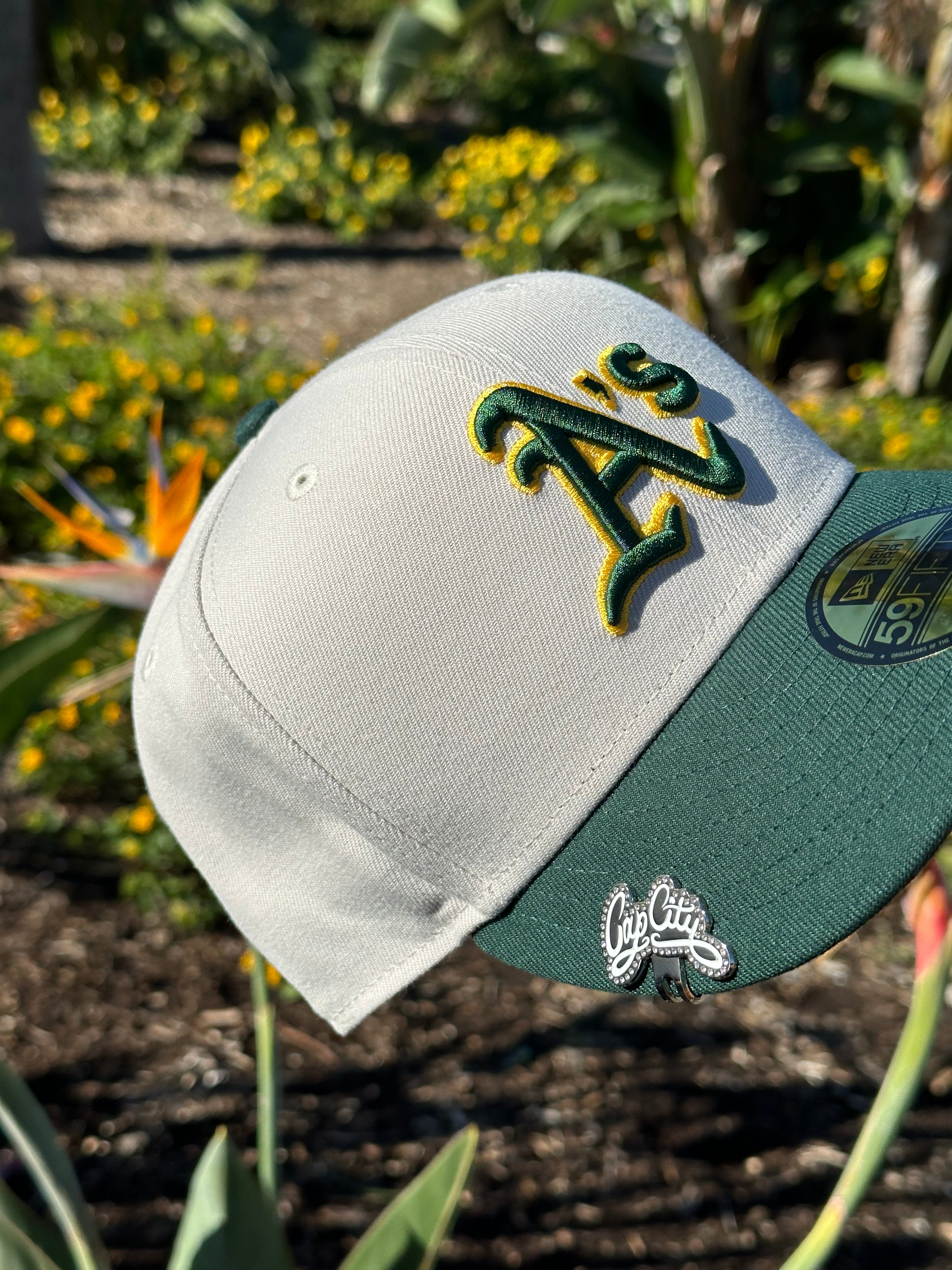 NEW ERA EXCLUSIVE 59FIFTY STONE GREY/GREEN OAKLAND A'S WORLD CLASSIC TWO TONE