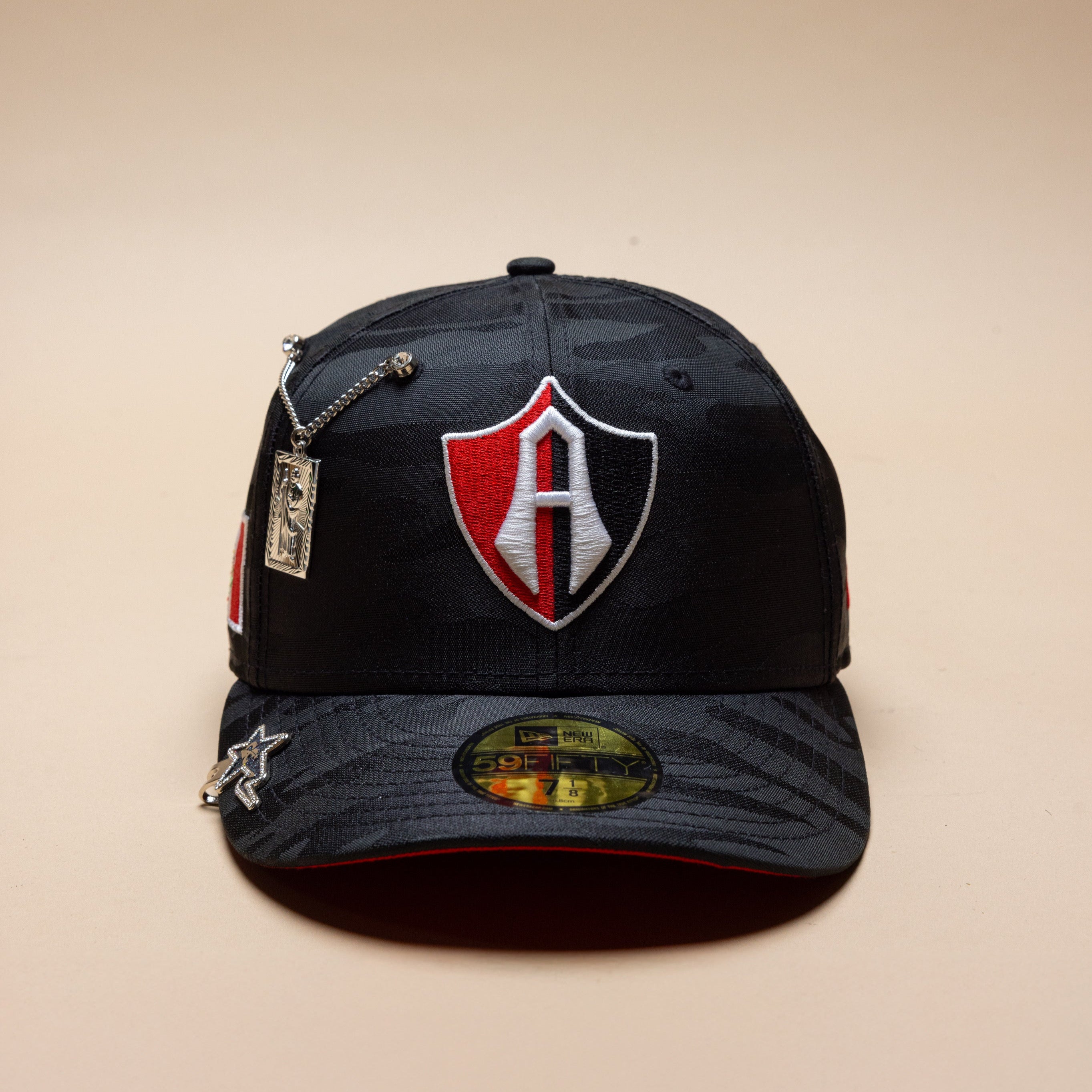 NEW ERA EXCLUSIVE 59FIFTY BLACK CAMO "ATLAS DE GUADALAJARA" W/ MEXICO FLAG SIDE PATCH