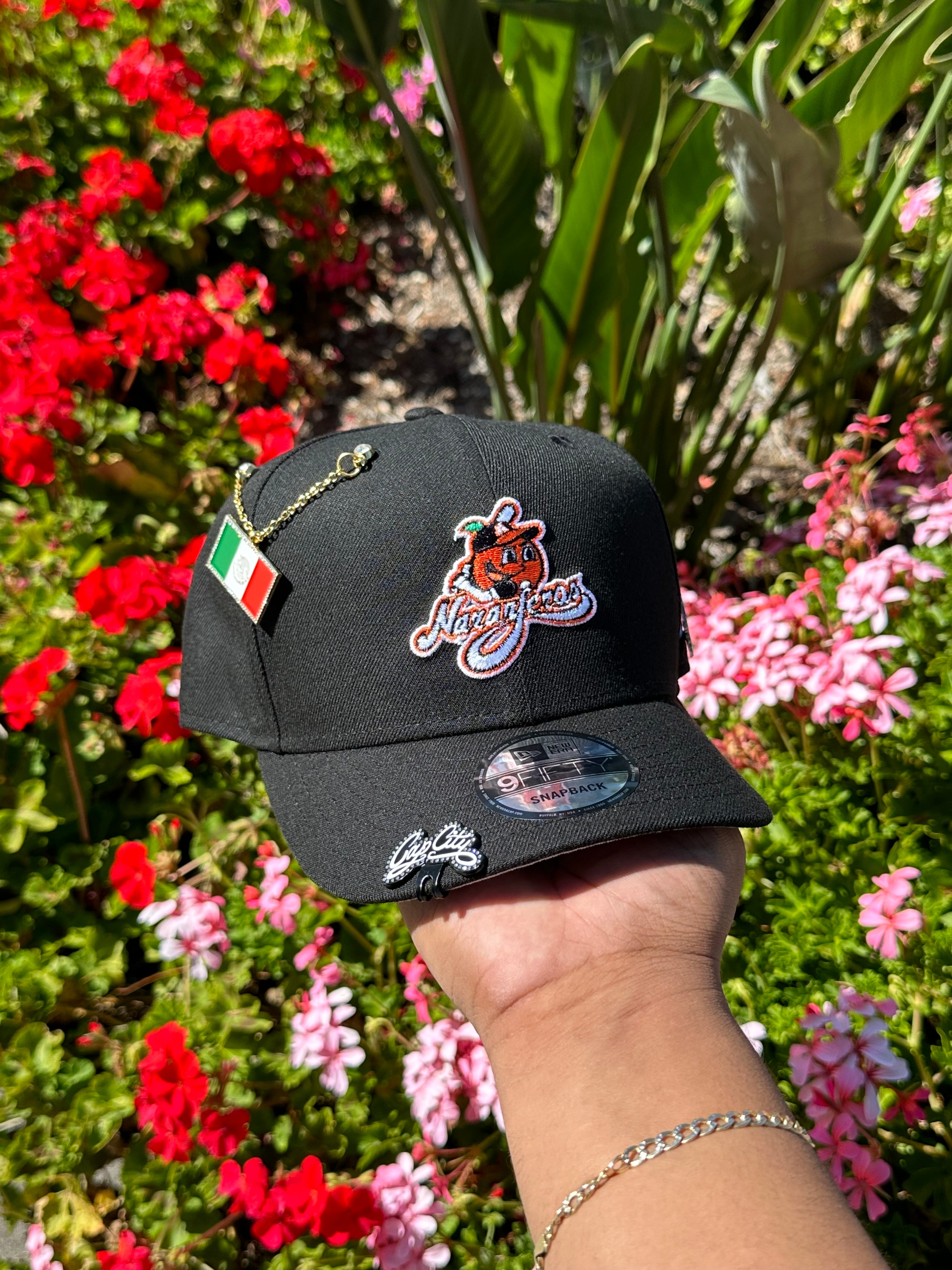 NEW ERA EXCLUSIVE 9FIFTY BLACK "NARANJEROS DE HERMOSILLO" SNAPBACK