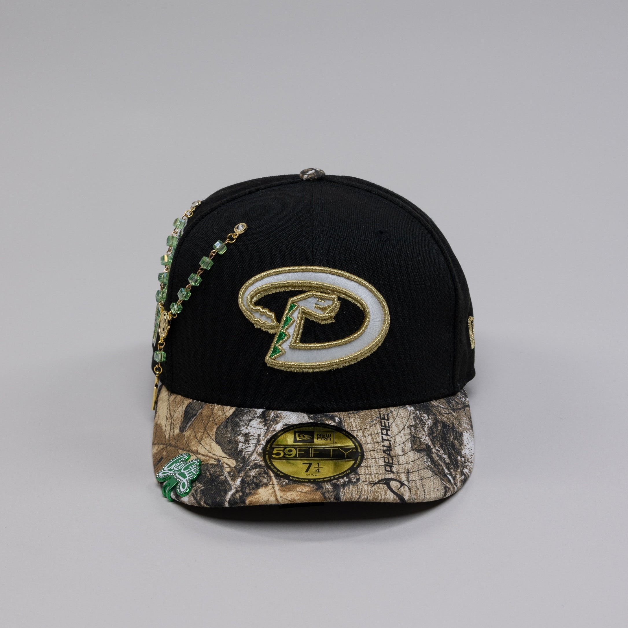 EXCLUSIVO NEW ERA 59FIFTY CHROME BLANCO/VERDE OLIVA ARIZONA DIAMONDBACKS CON PARCHE DE TEMPORADA INAUGURAL 1998