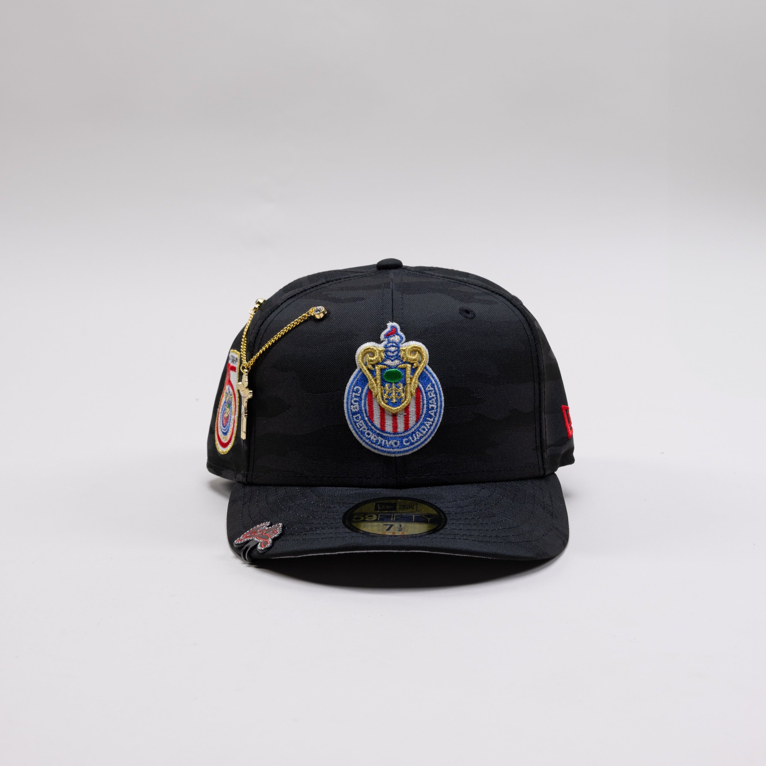 NEW ERA EXCLUSIVE 59FIFTY BLACK CAMO "CHIVAS DE GUADALAJARA" W/ 115 ANNIVERSARY SIDE PATCH
