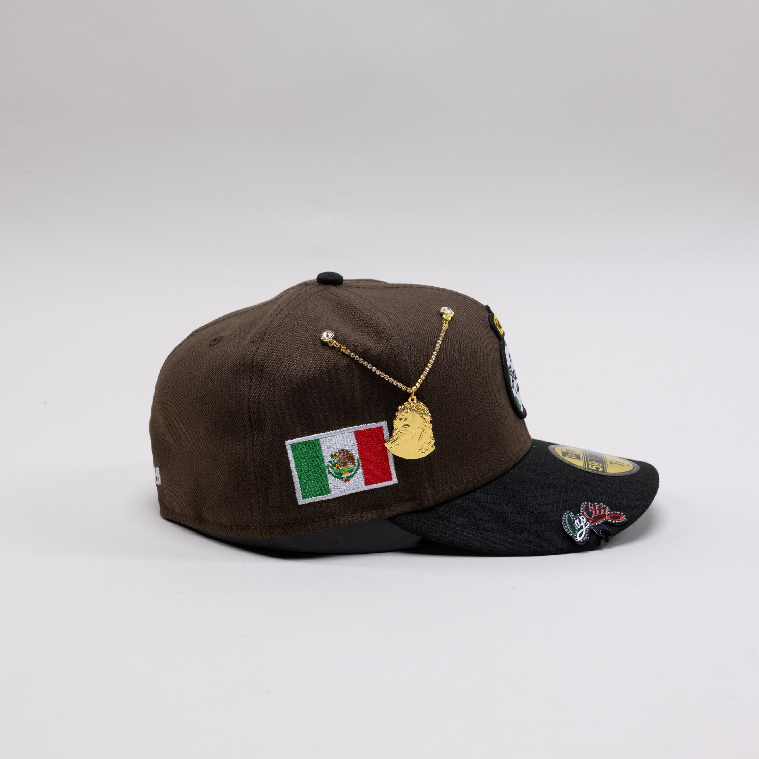 NEW ERA EXCLUSIVE 59FIFTY MOCHA/BLACK "SANTOS LAGUNA" W/ MEXICO FLAG SIDE PATCH