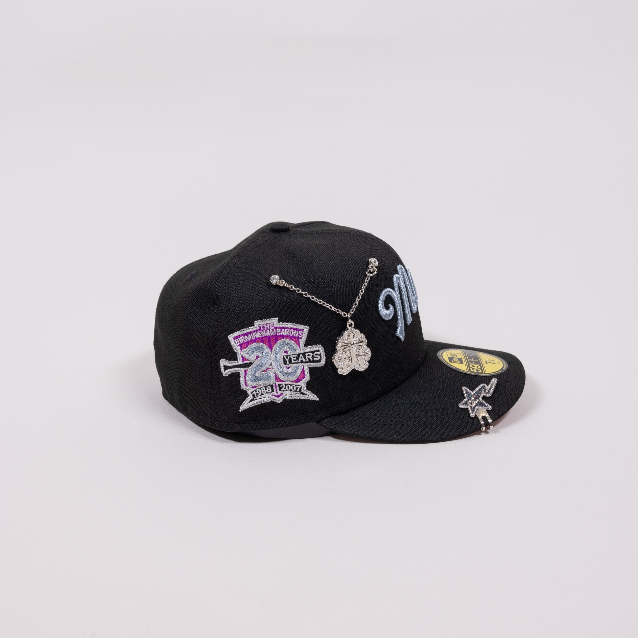 EXCLUSIVO DE NEW ERA 59FIFTY BLACK BIRMINGHAM BARONS CON PARCHE DE LA LIGA SUR (UV ROJO) MUY LIMITADO *BLIP Y CADENA NO INCLUIDAS