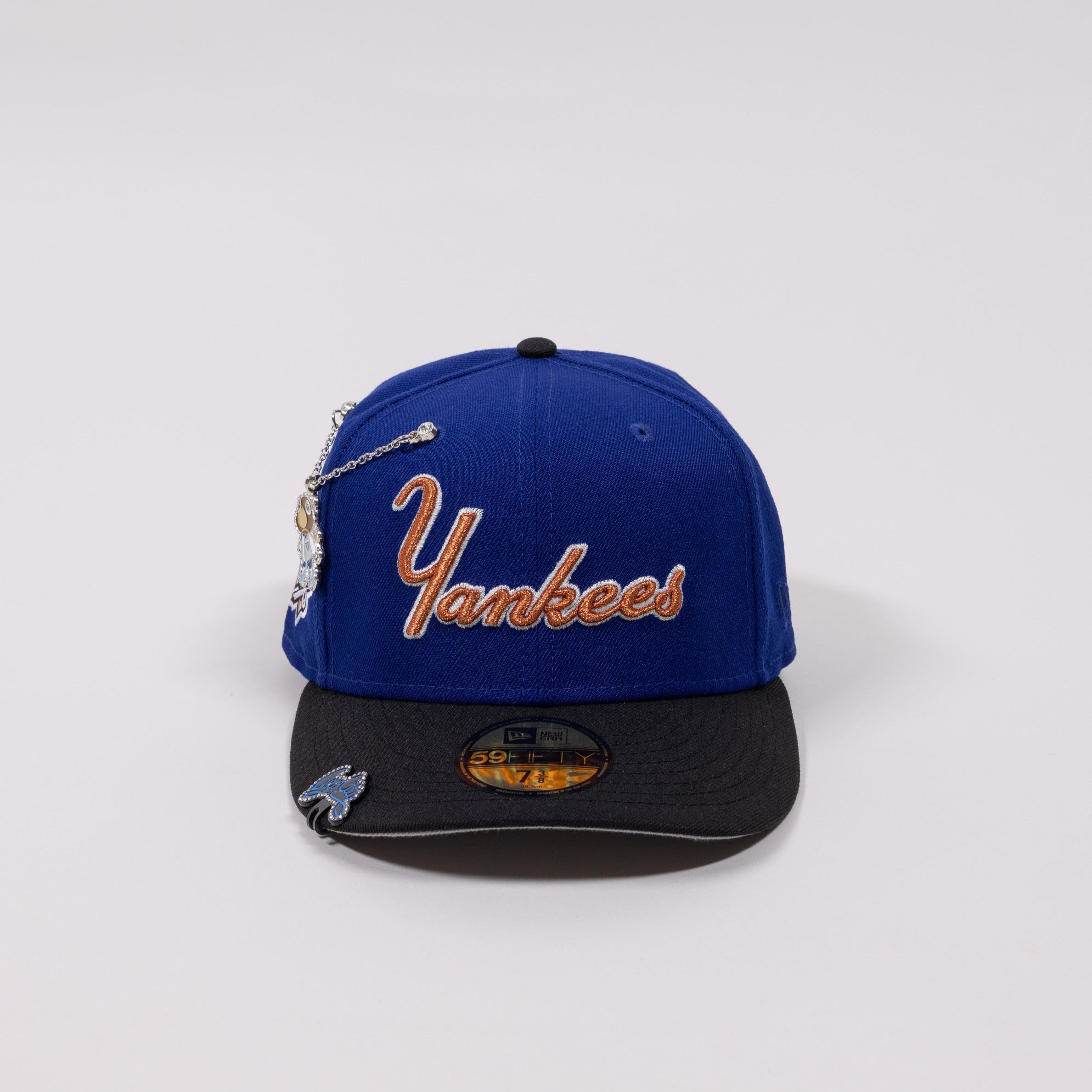 NEW ERA EXCLUSIVE 59FIFTY DARK BLUE/ BLACK NEW YORK YANKEES W/ 1999 WORLD SERIES SIDE PATCH