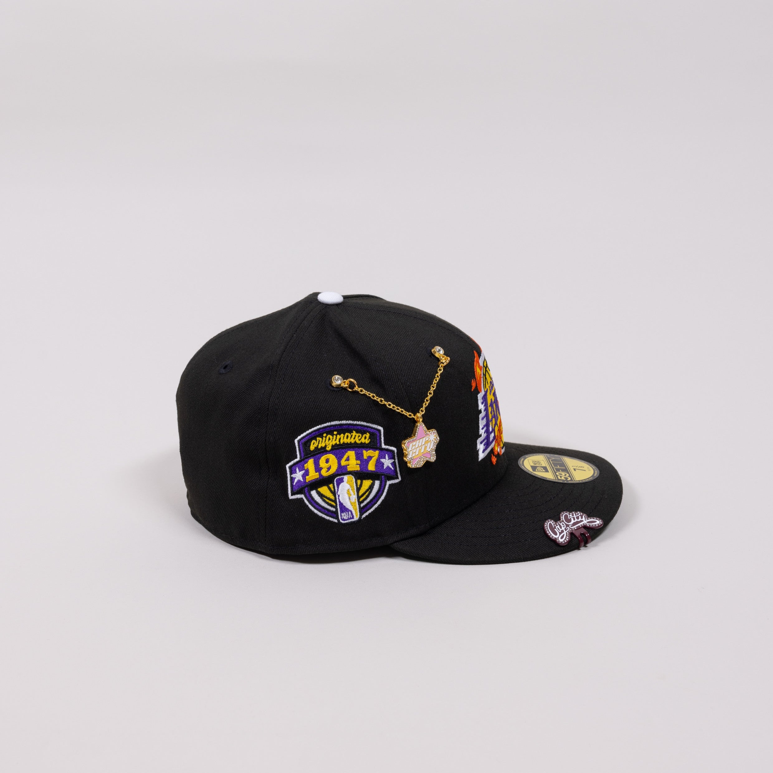 NEW ERA EXCLUSIVE 59FIFTY BLACK LOS ANGELES LAKERS FLAME LOGO W/ 1947 SIDE PATCH