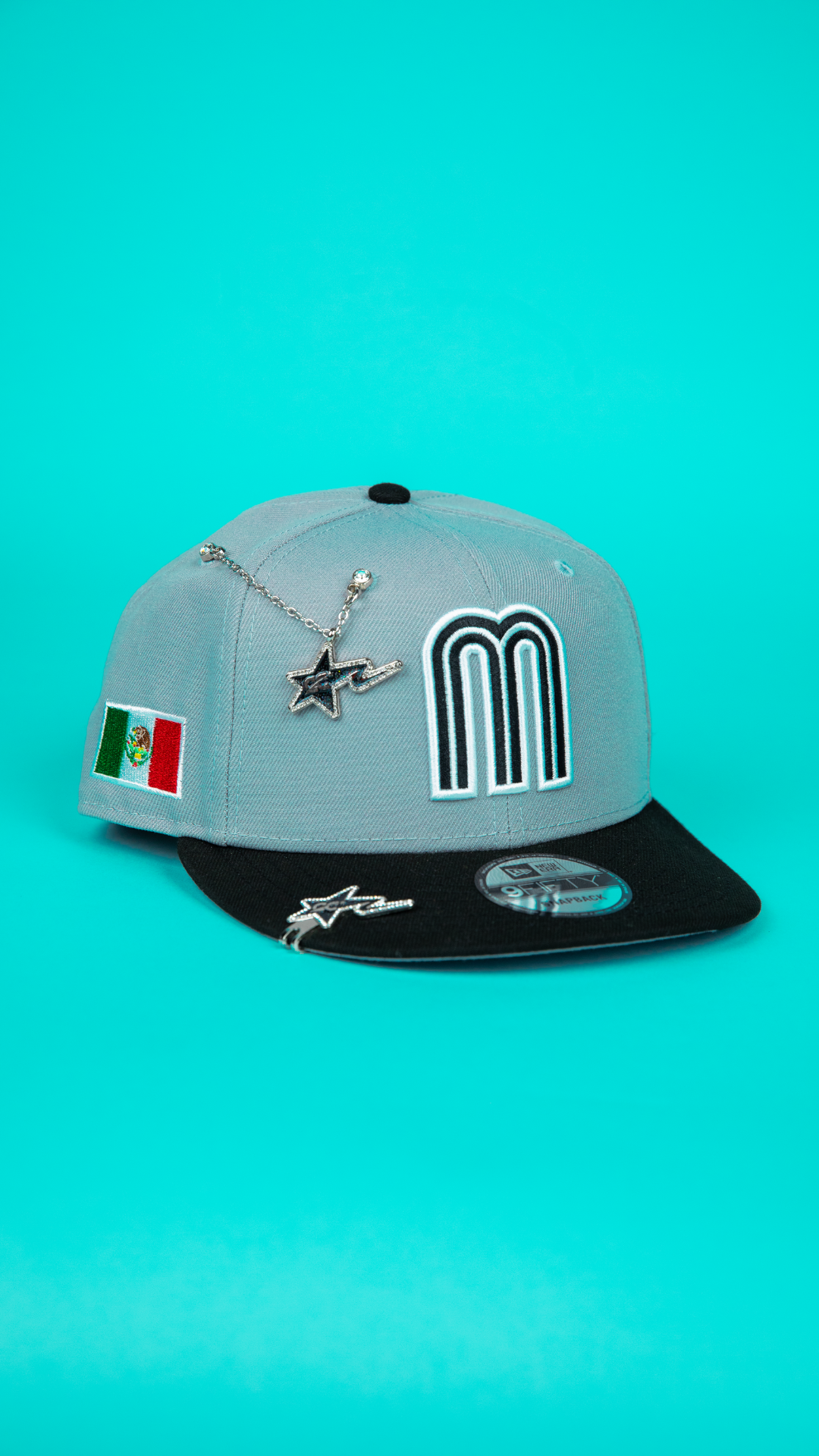 NEW ERA 9FIFTY GREY/ BLACK MEXICO WBC SNAPBACK W/ MEXICO FLAG SIDE PATCH