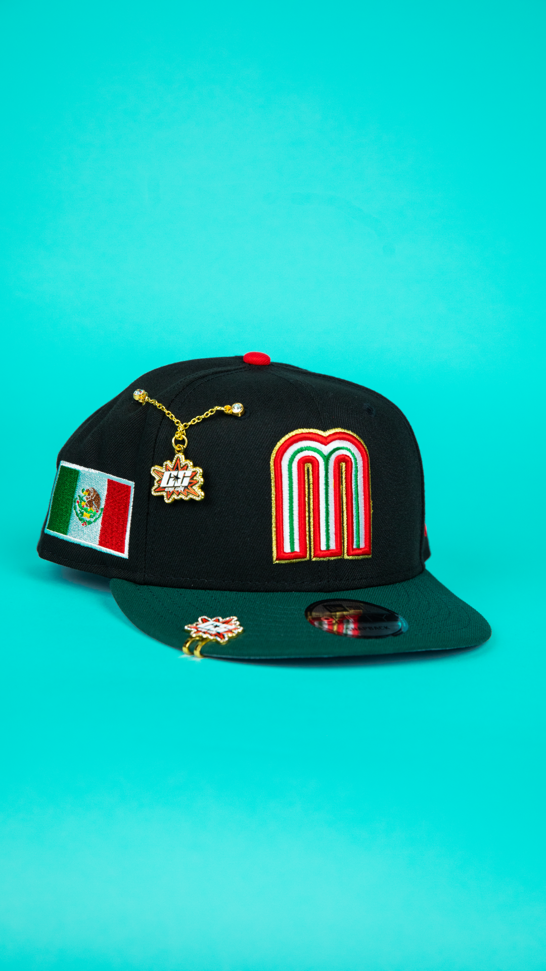 NEW ERA 9FIFTY BLACK/ FOREST GREEN MEXICO WBC SNAPBACK W/ MEXICO FLAG SIDE PATCH