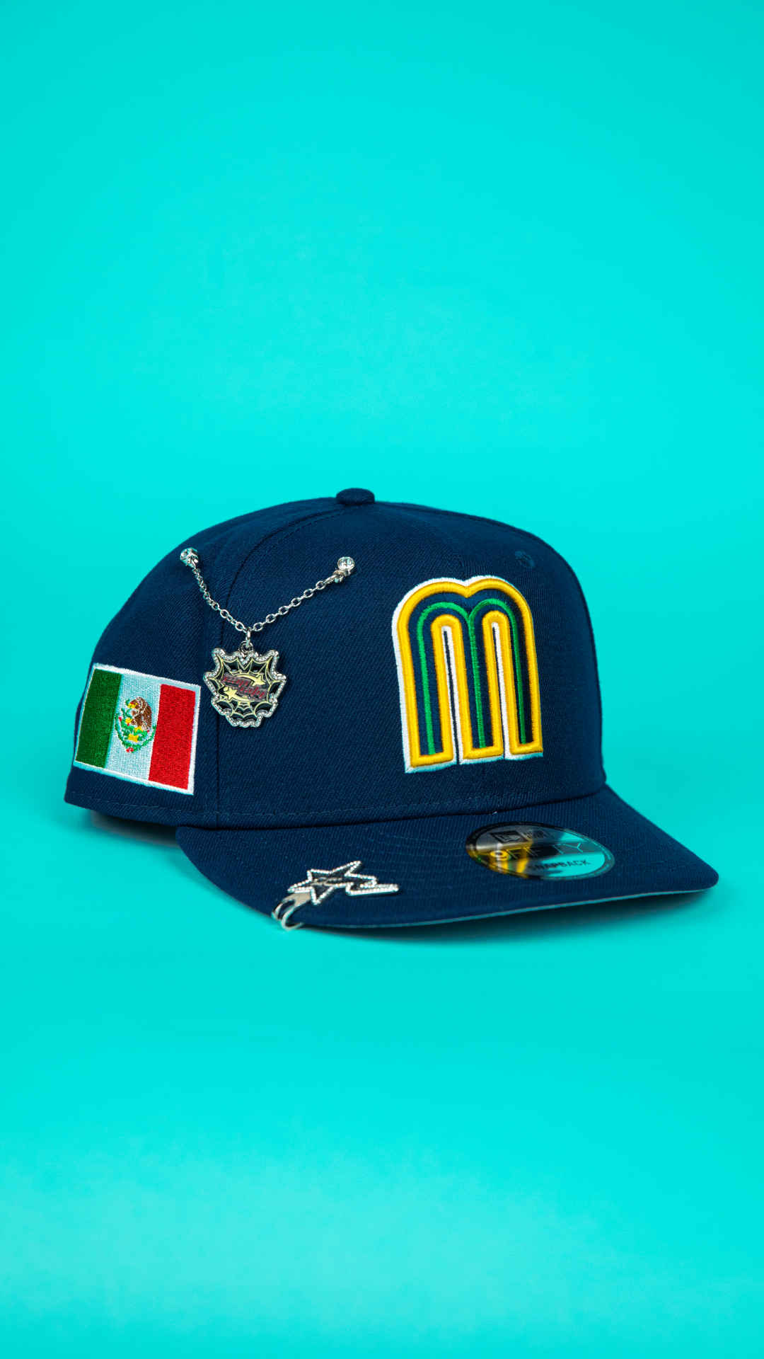 NEW ERA 9FIFTY DARK BLUE MEXICO WBC SNAPBACK W/ MEXICO FLAG SIDE PATCH