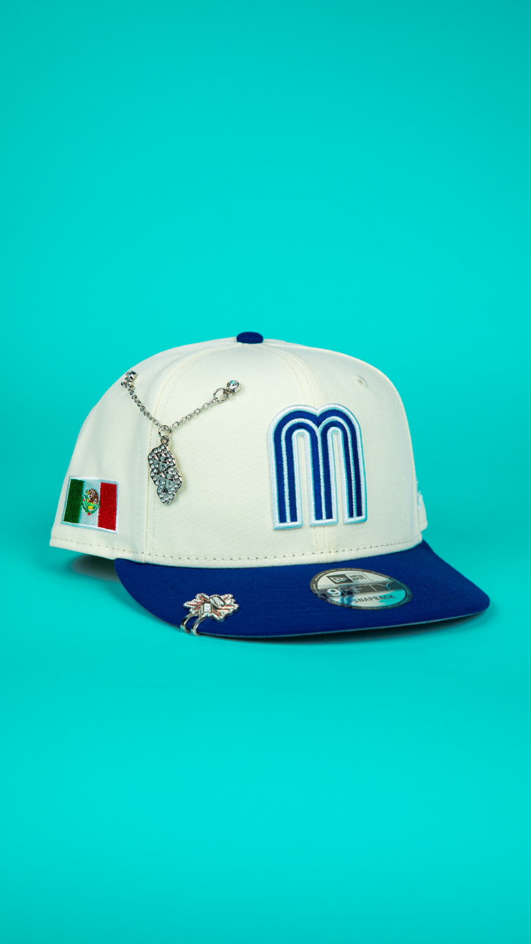NEW ERA 9FIFTY CHROME/ BLUE MEXICO WBC SNAPBACK W/ MEXICO FLAG SIDE PATCH