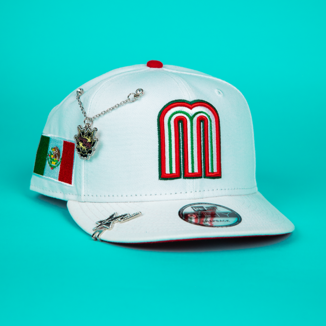 NEW ERA 9FIFTY PEARL WHITE MEXICO WBC SNAPBACK W/ MEXICO FLAG SIDE PATCH