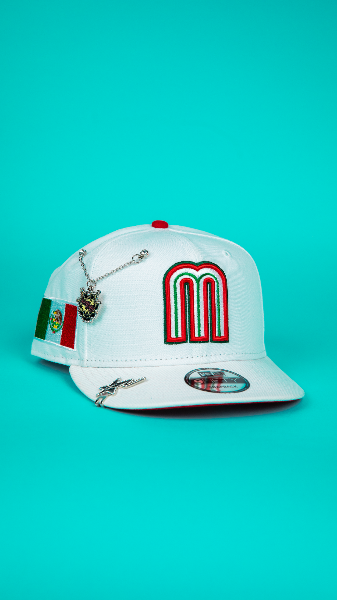 NEW ERA 9FIFTY PEARL WHITE MEXICO WBC SNAPBACK W/ MEXICO FLAG SIDE PATCH