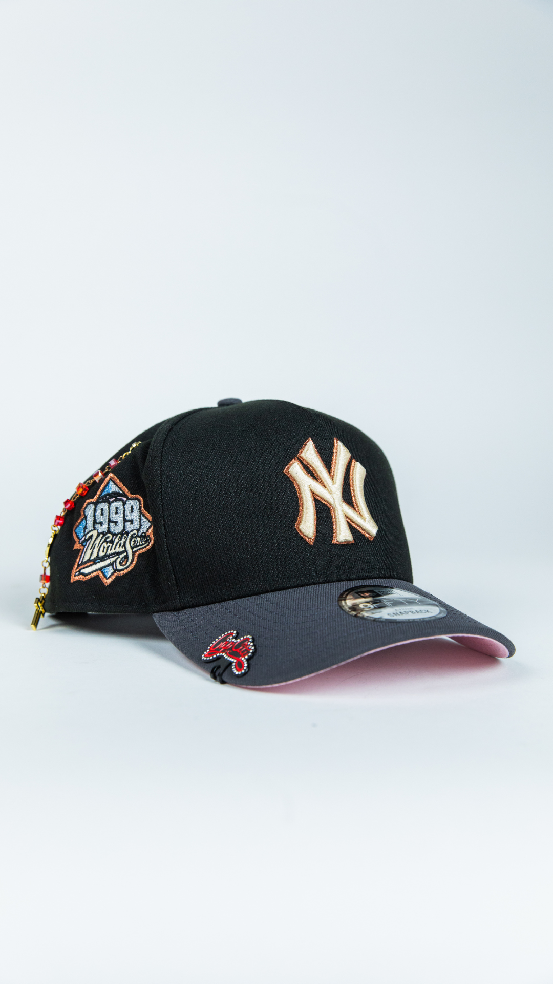 NEW ERA 9FIFTY A-FRAME BLACK/ GREY NEW YORK YANKEES SNAPBACK W/ 1999 WORLD SERIES SIDE PATCH
