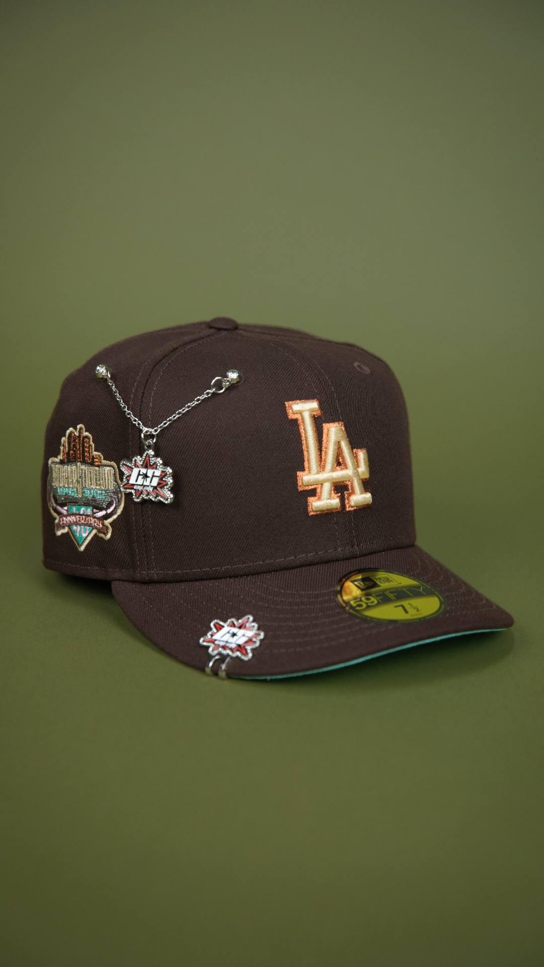 NEW ERA EXCLUSIVE 59FIFTY DARK BROWN LOS ANGELES DODGERS W/ 40TH ANNIVERSARY SIDE PATCH