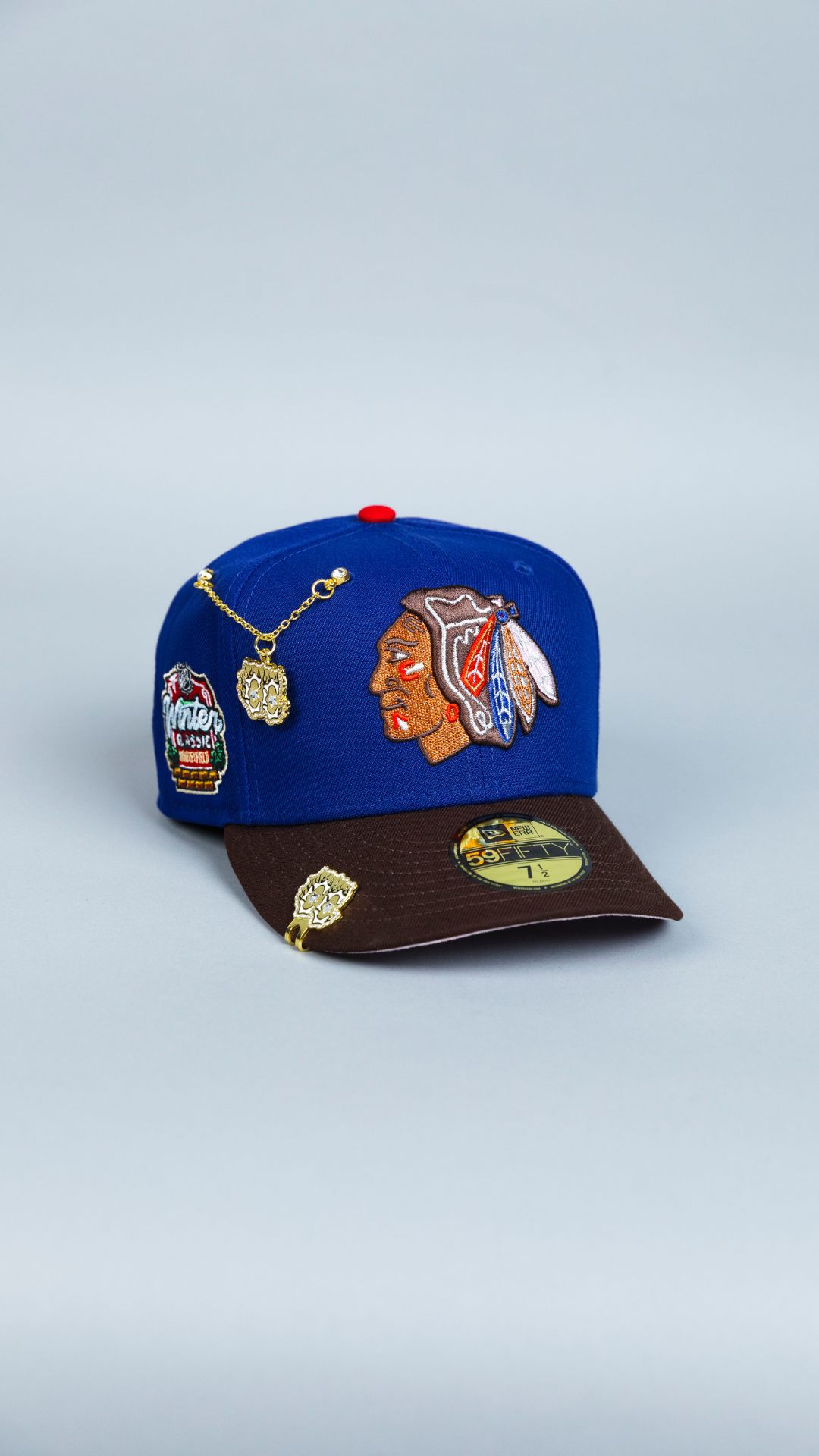 NEW ERA EXCLUSIVE 59FIFTY DARK BLUE/ BROWN CHICAGO BLACKHAWKS W/ WINTER CLASSIC SIDE PATCH
