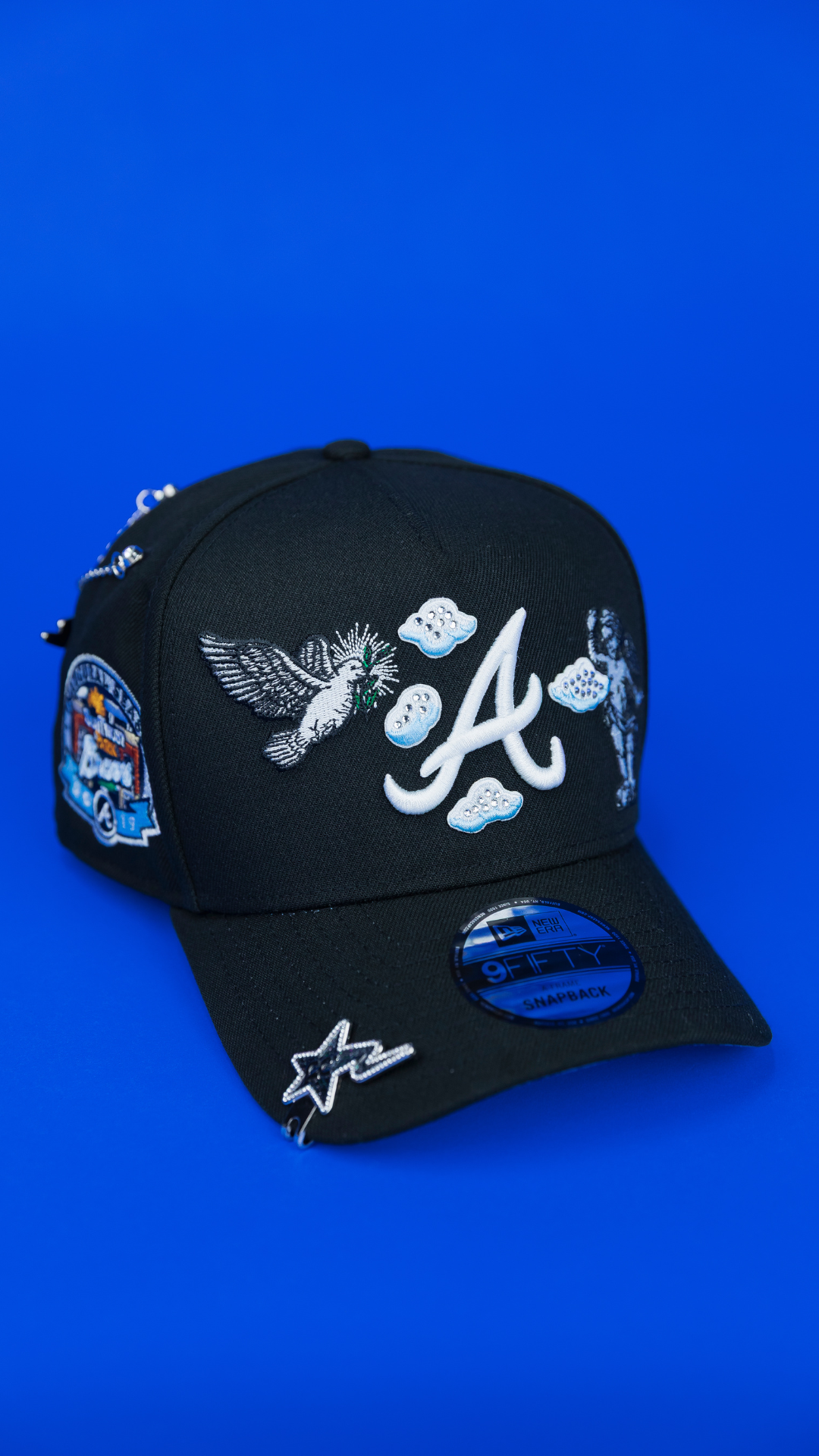 NEW ERA EXCLUSIVE 9FIFTY A-FRAME BLACK ATLANTA BRAVES "HEAVENLY CITY" W/ INAUGURAL SEASON SIDE PATCH *FREE BLIP INCLUDED