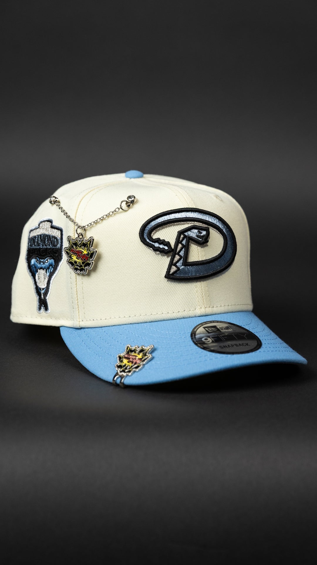 NEW ERA EXCLUSIVE 9FIFTY CHROME/ ICY BLUE ARIZONA DIAMONDBACKS SNAPBACK W/ 1998 INAUGURAL SEASON SIDE PATCH