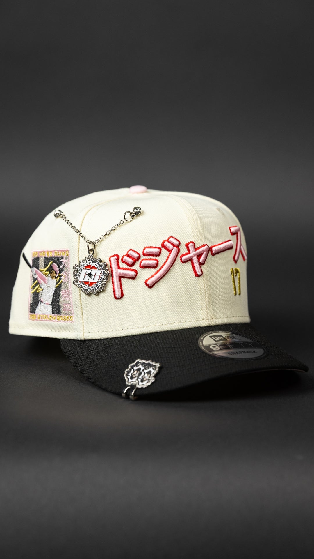 NEW ERA EXCLUSIVE 9FIFTY CHROME/ BLACK LOS ANGELES DODGERS SNAPBACK W/ JAPANESE SCRIPT + SHOHEI OHTANI 50-50 CLUB SIDE PATCH