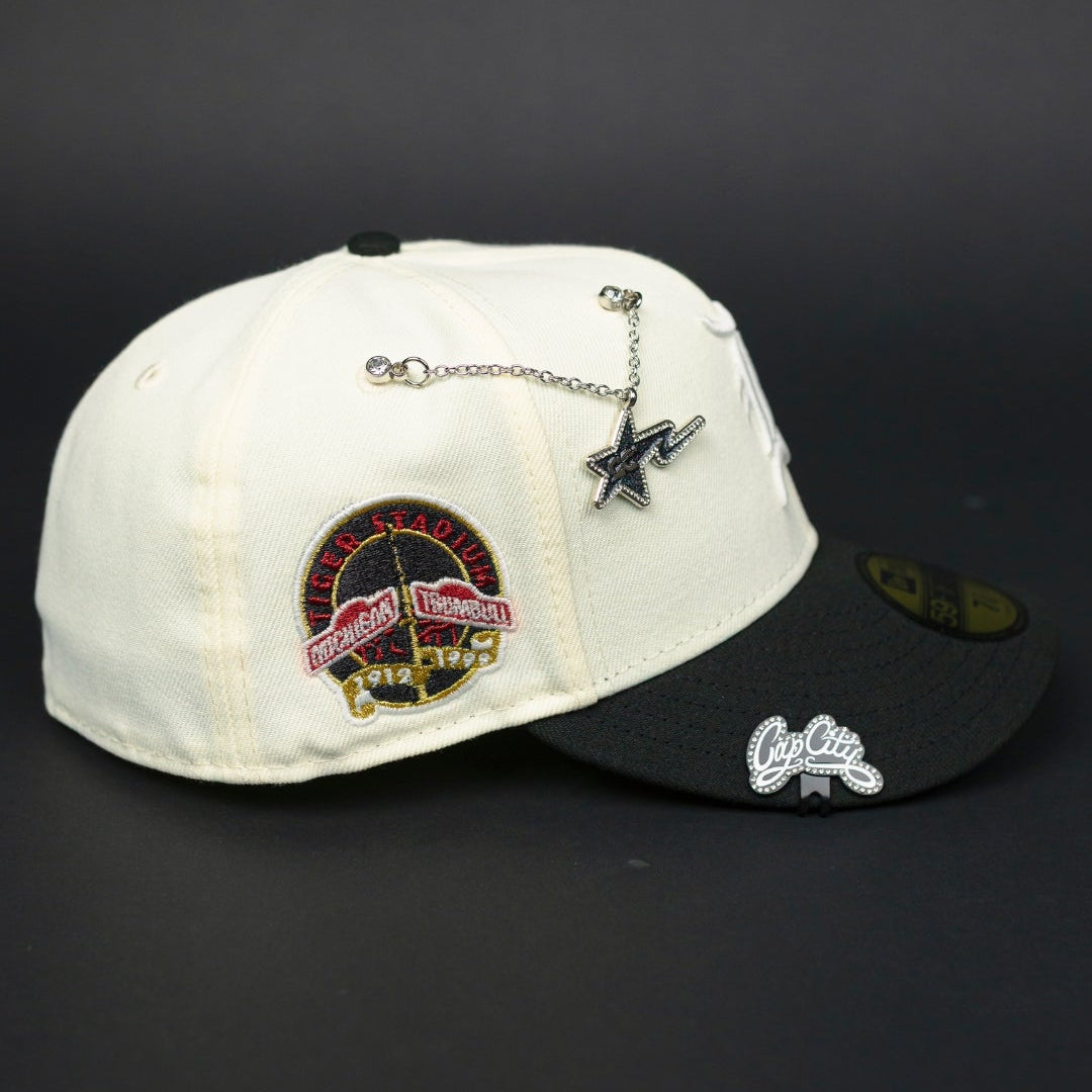 NEW ERA EXCLUSIVE 59FIFTY CHROME/ BLACK DETROIT TIGERS W/ TIGER STADIUM SIDE PATCH