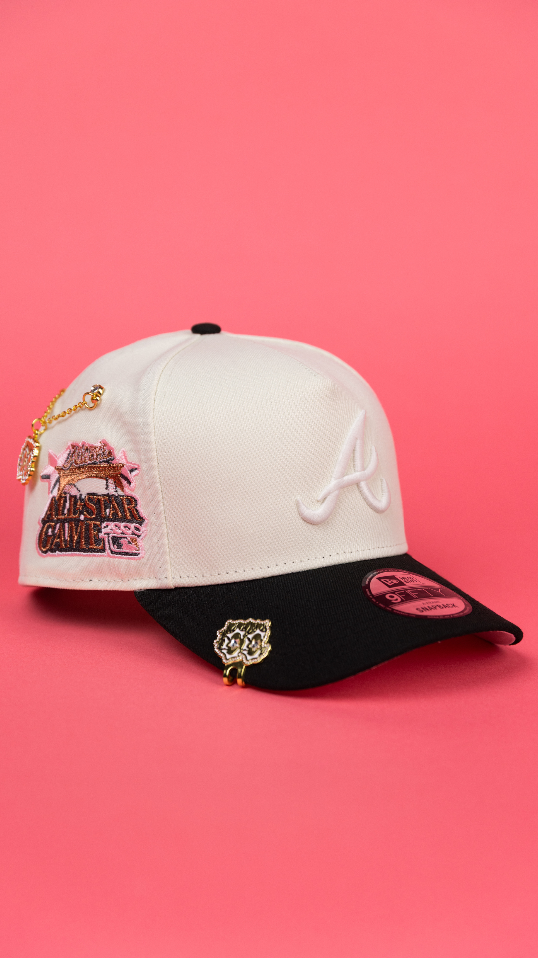 NEW ERA 9FIFTY A-FRAME CHROME/ BLACK ATLANTA BRAVES SNAPBACK W/ 2000 ALL STAR GAME SIDE PATCH