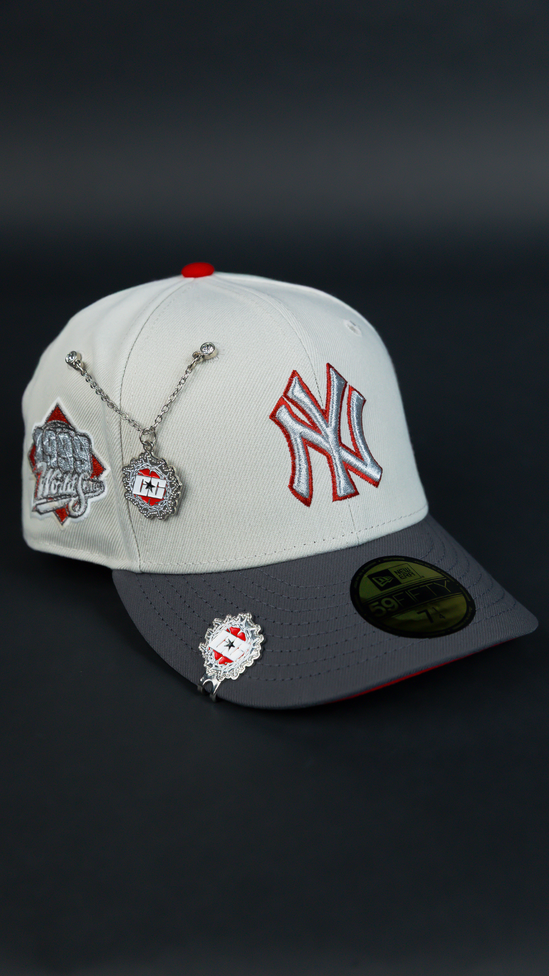 NEW ERA EXCLUSIVE 59FIFTY SMOKE GREY NEW YORK YANKEES W/ 1999 WORLD SERIES SIDE PATCH