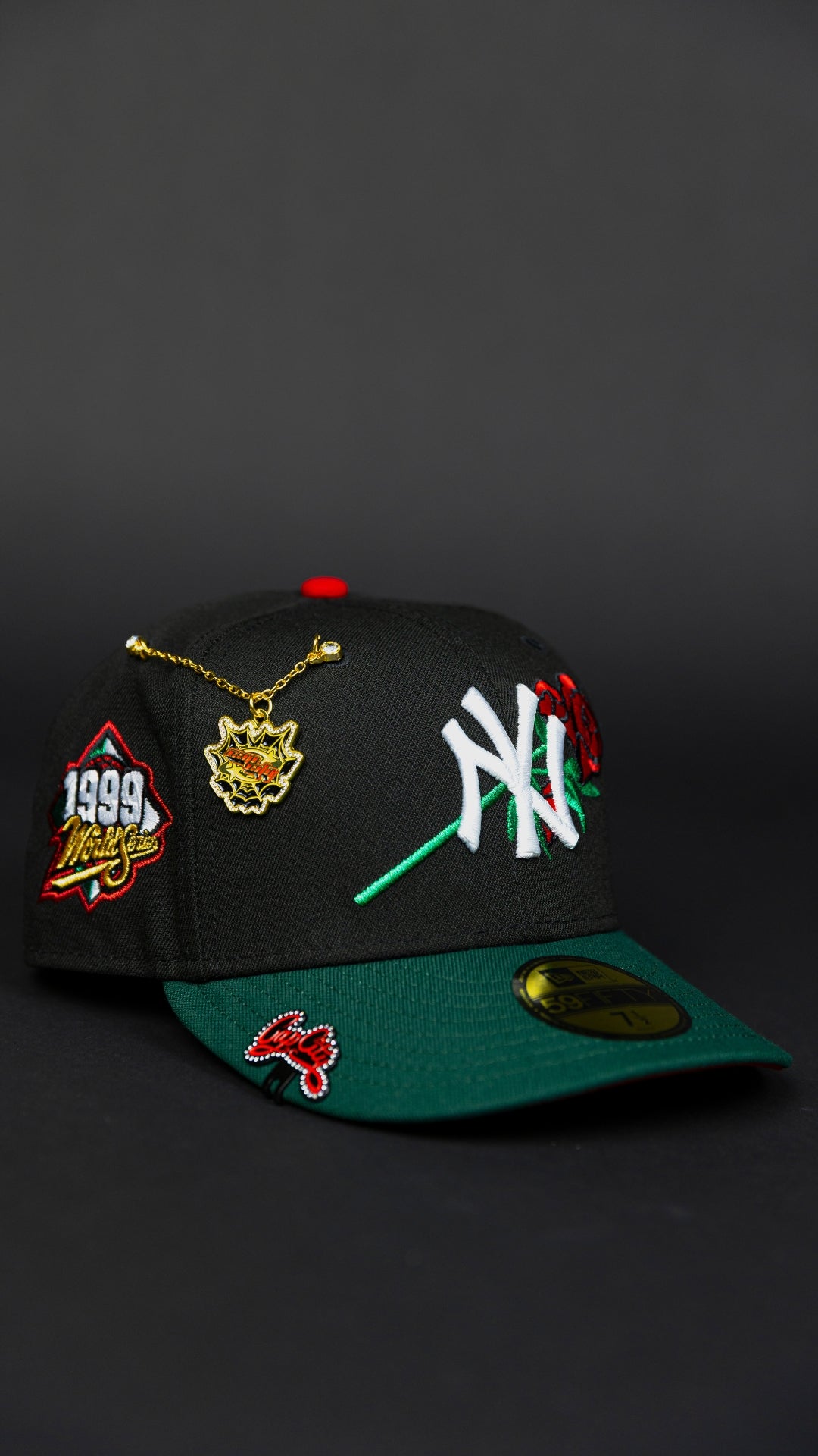 NEW ERA EXCLUSIVE 59FIFTY BLACK/ FOREST GREEN NEW YORK YANKEES W/ RED ROSE + 1999 WORLD SERIES SIDE PATCH