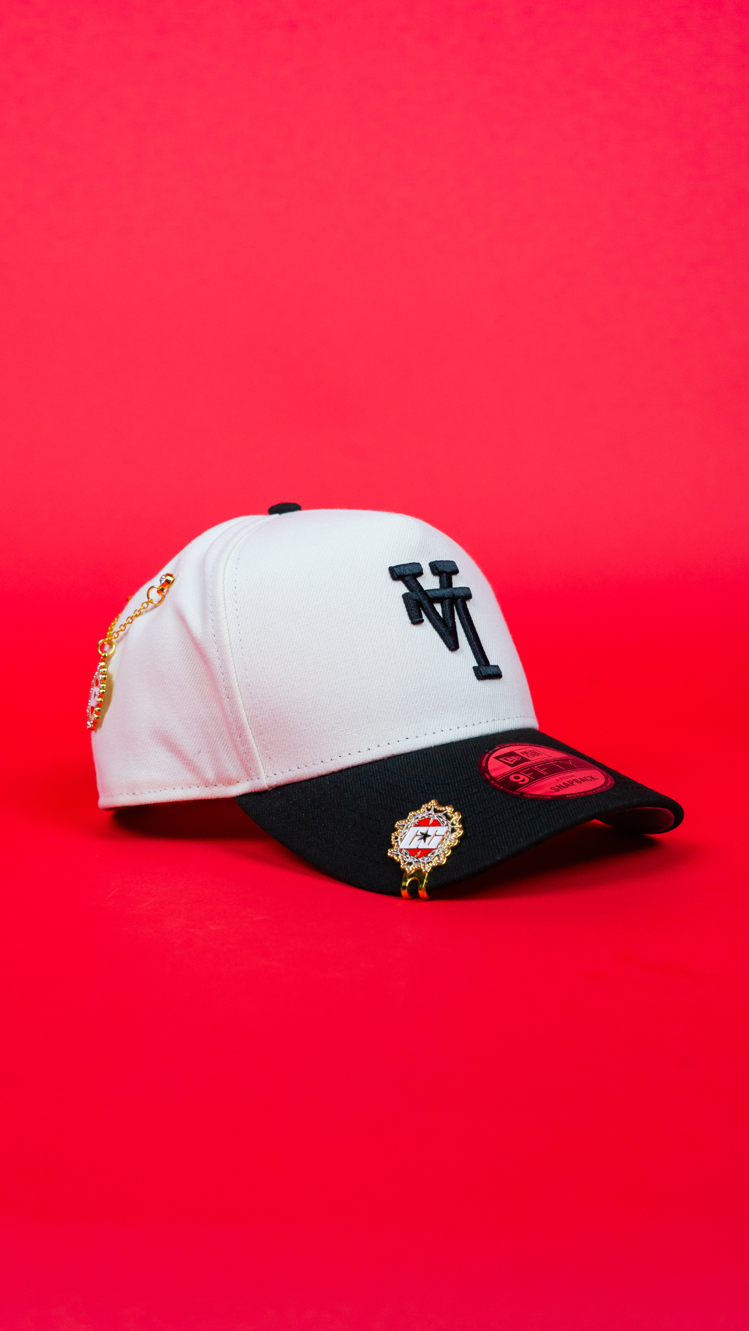 NEW ERA 9FIFTY A-FRAME CHROME/ BLACK UPSIDE DOWN LOS ANGELES DODGERS TWO TONE SNAPBACK