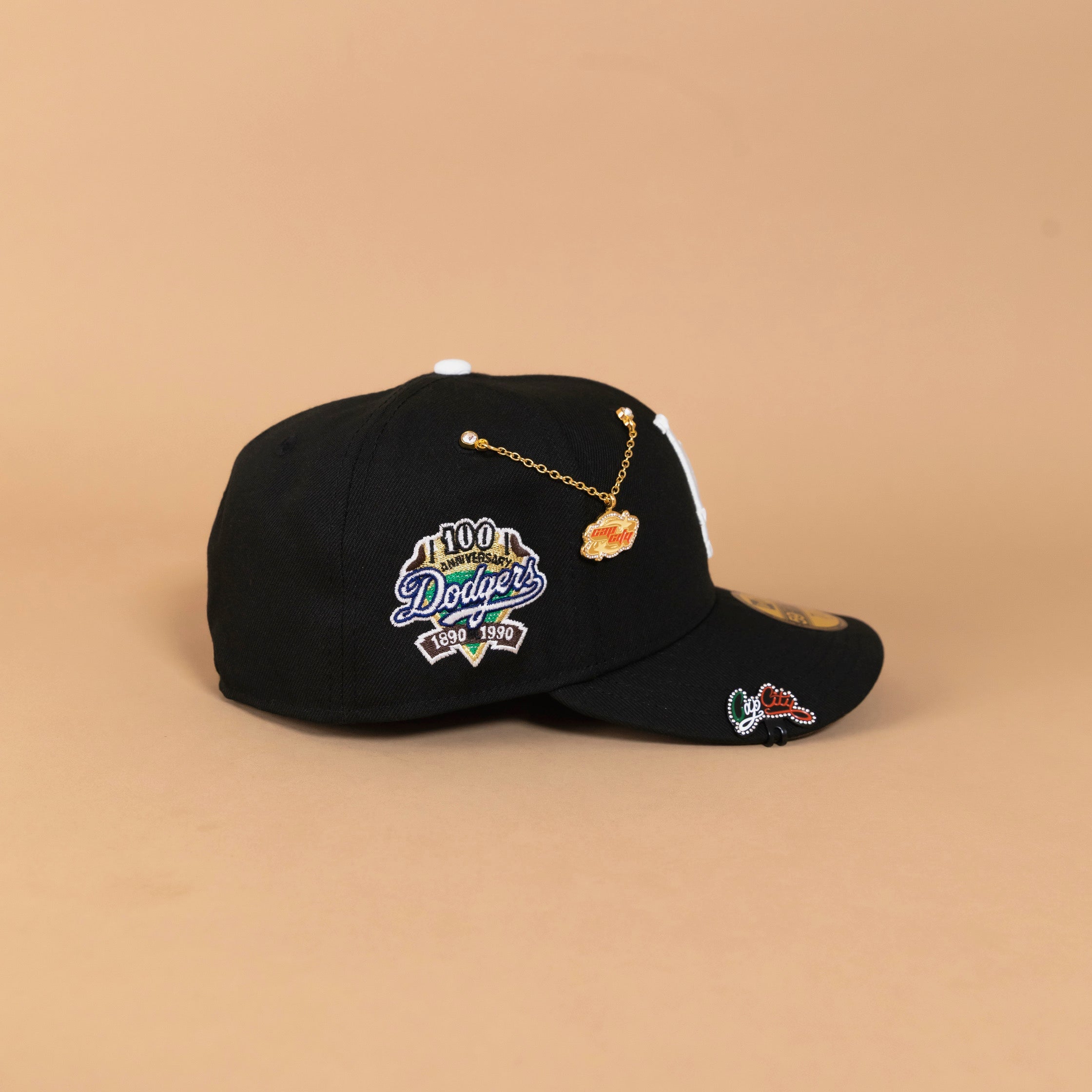 NEW ERA EXCLUSIVE 59FIFTY BLACK LOS ANGELES DODGERS W/ MOCHA HEART + 100TH ANNIVERSARY SIDE PATCH