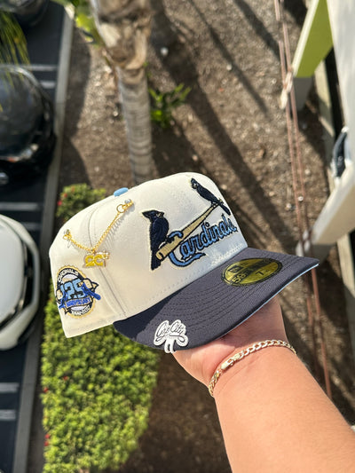 NEW ERA EXCLUSIVE 59FIFTY CHROME WHITE/NAVY ST LOUIS CARDINALS W/ 125TH ANNIVERSARY PATCH (ICY UV)
