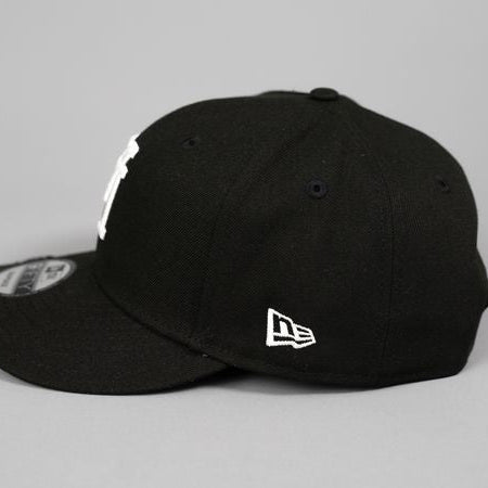 NEW ERA EXCLUSIVE 9FIFTY BLACK UPSIDE DOWN LOS ANGELES DODGERS SNAPBACK W/ 2020 WORLD SERIES SIDE PATCH