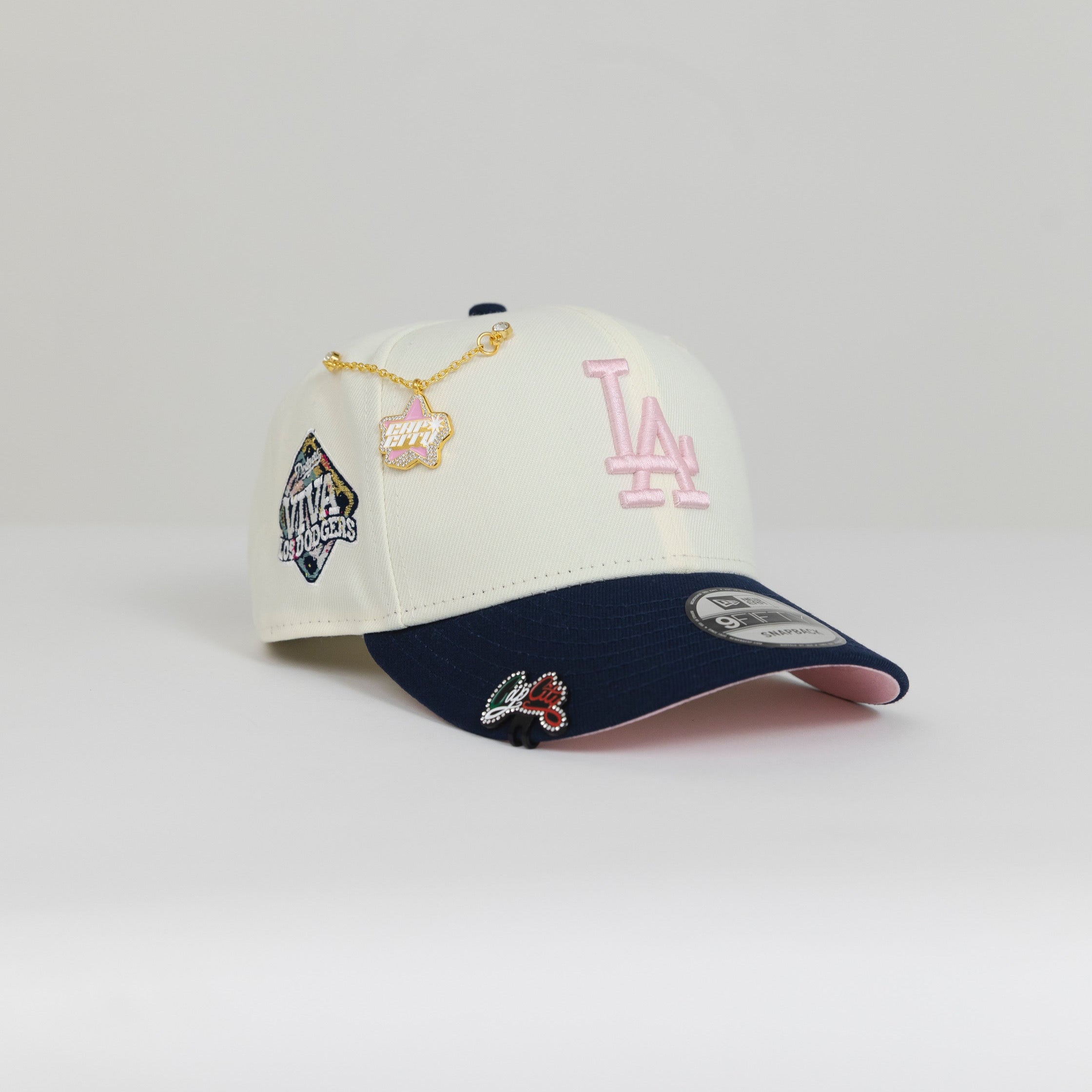 SNAPBACK 9FIFTY CAQUI/AZUL EXCLUSIVO DE NEW ERA LOS ANGELES DODGERS CON PARCHE LATERAL DE LA 75.ª SERIE MUNDIAL 