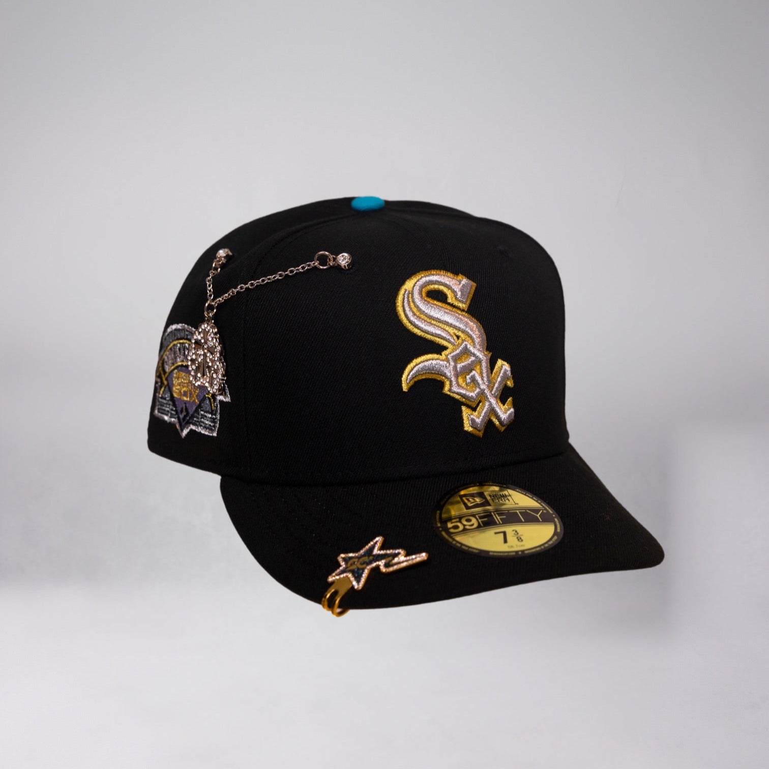 NEW ERA EXCLUSIVE 59FIFTY BLACK CHICAGO WHITE SOX W/ COMISKEY PARK SIDE PATCH
