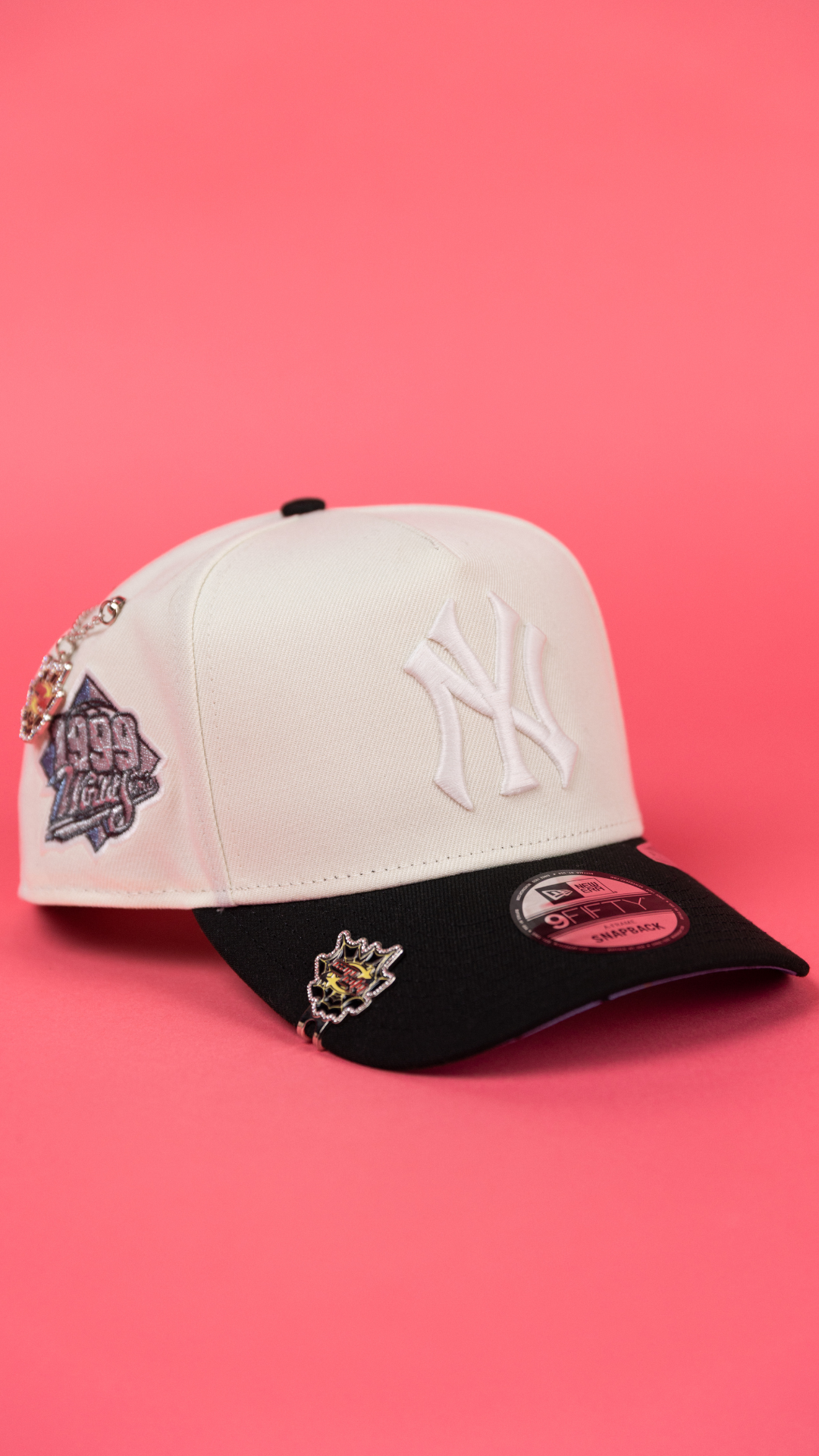 NEW ERA 9FIFTY A-FRAME CHROME/ BLACK NEW YORK YANKEES SNAPBACK W/ SIDE PATCH