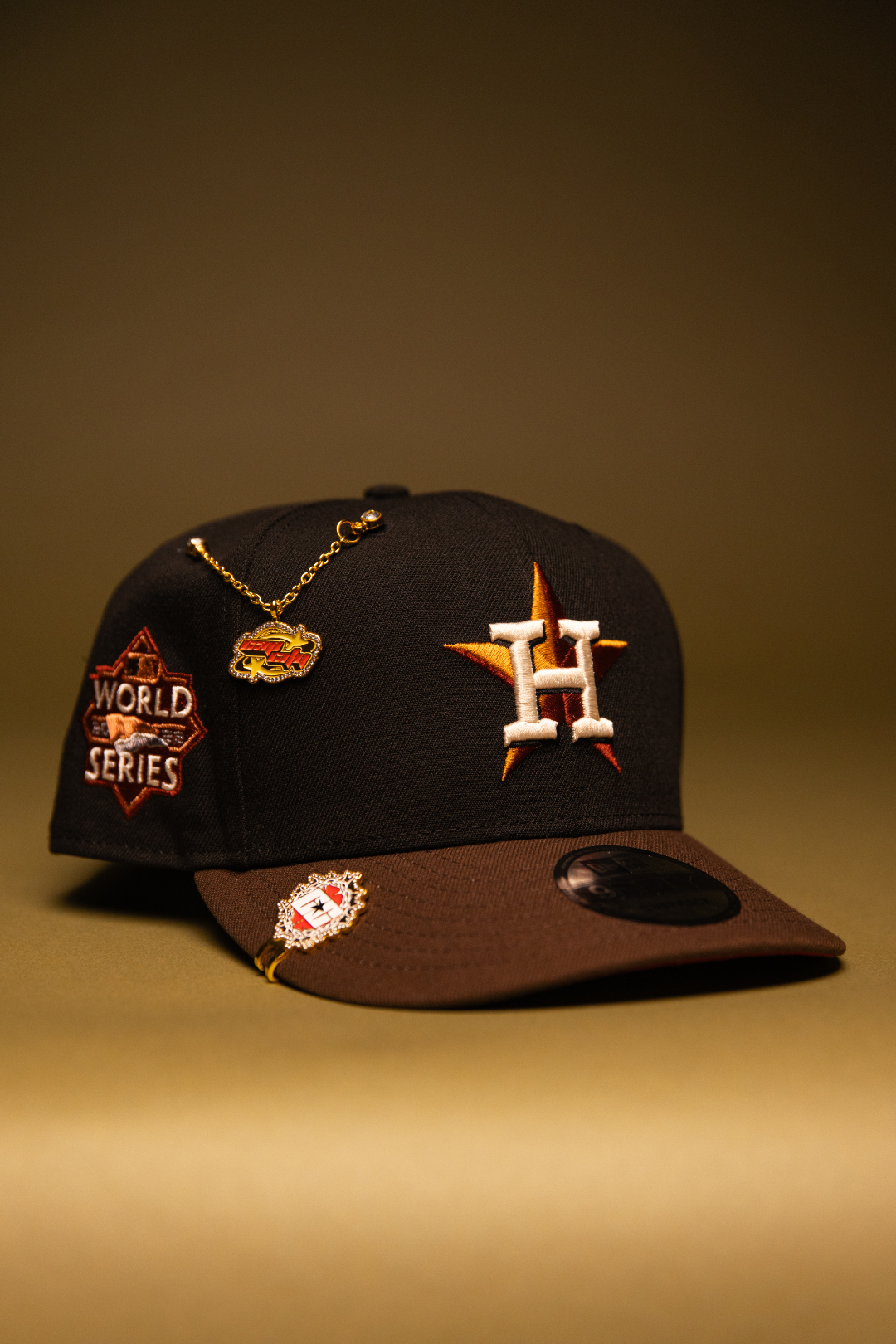 NEW ERA EXCLUSIVE 9FIFTY BLACK/BROWN HOUSTON ASTROS SNAPBACK W/ WORLD SERIES SIDE PATCH