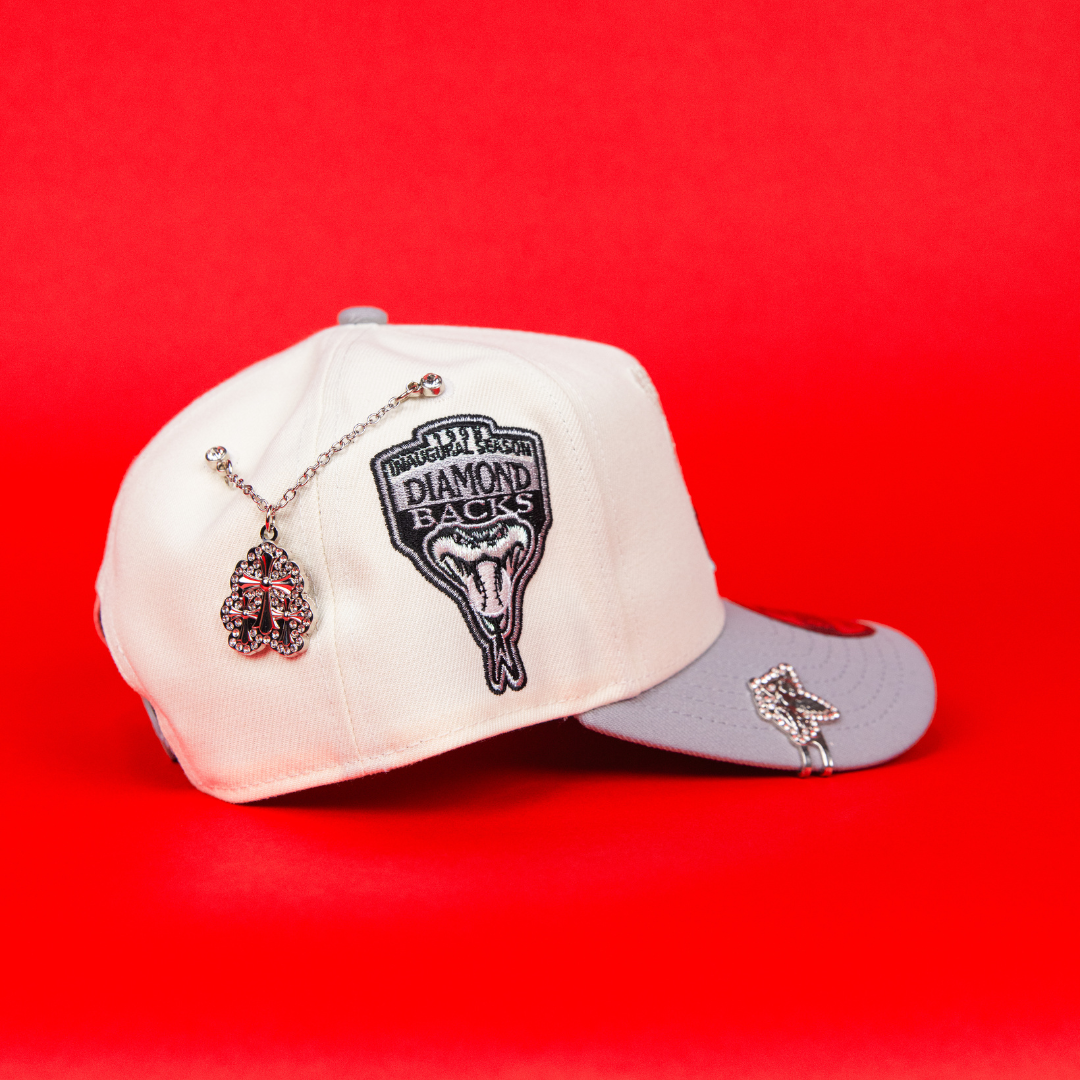 NEW ERA 9FIFTY A-FRAME CHROME/ LIGHT GREY ARIZONA DIAMONDBACKS SNAPBACK W/ 1998 INAUGURAL SEASON SIDE PATCH