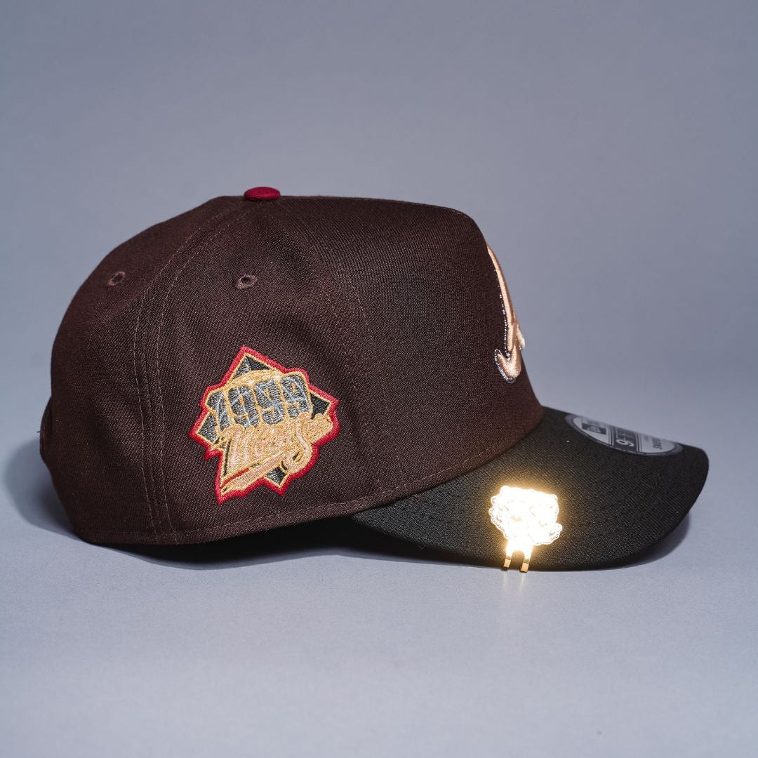 NEW ERA 9FIFTY A-FRAME BURNT WOOD ATLANTA BRAVES SNAPBACK W/ 1999 WORLD SERIES SIDE PATCH